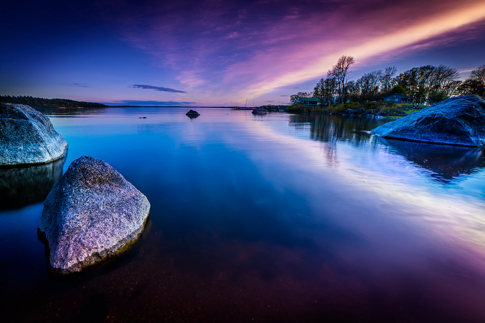 UPPSALA LAKE - SWEDEN
