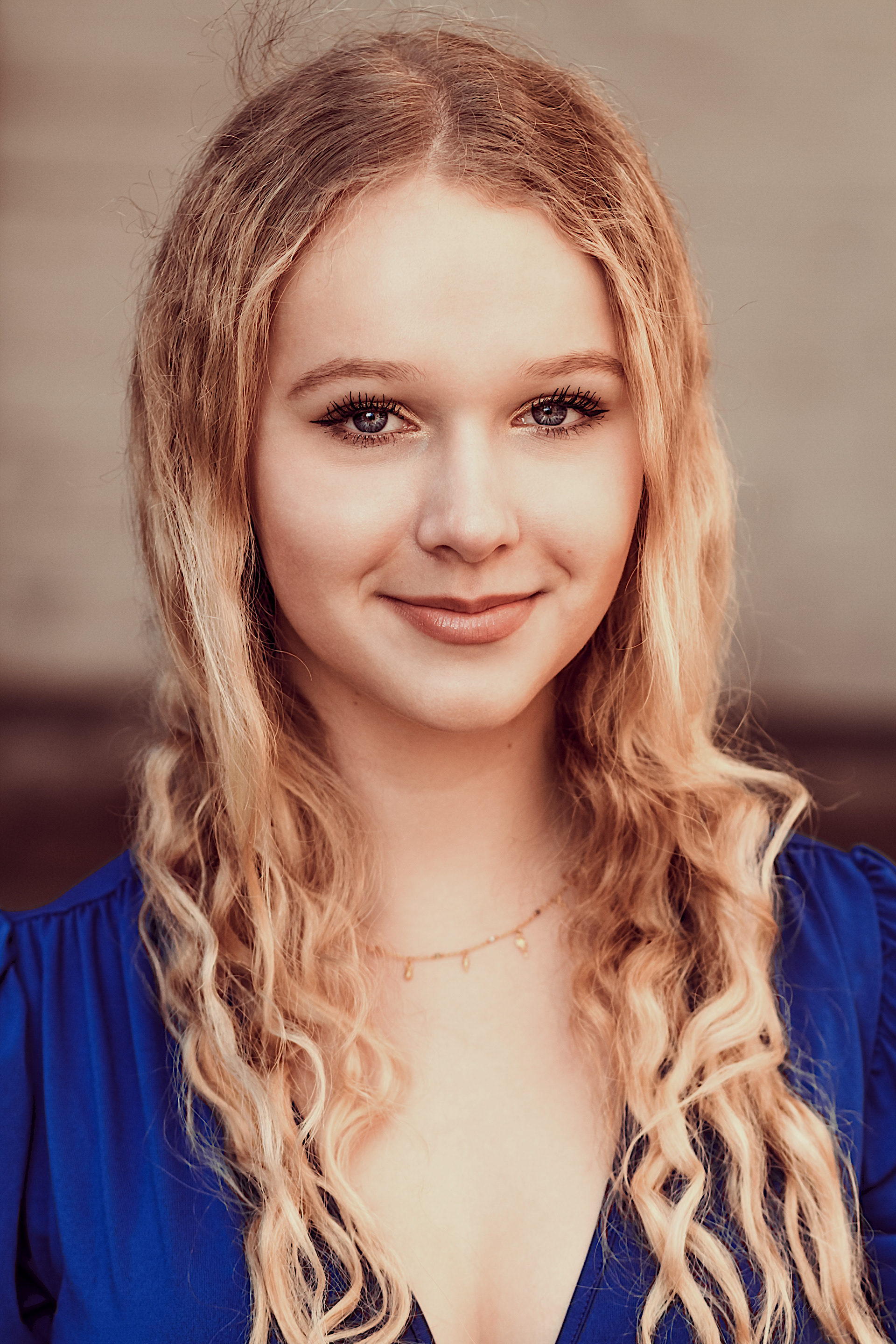 Simone Julie