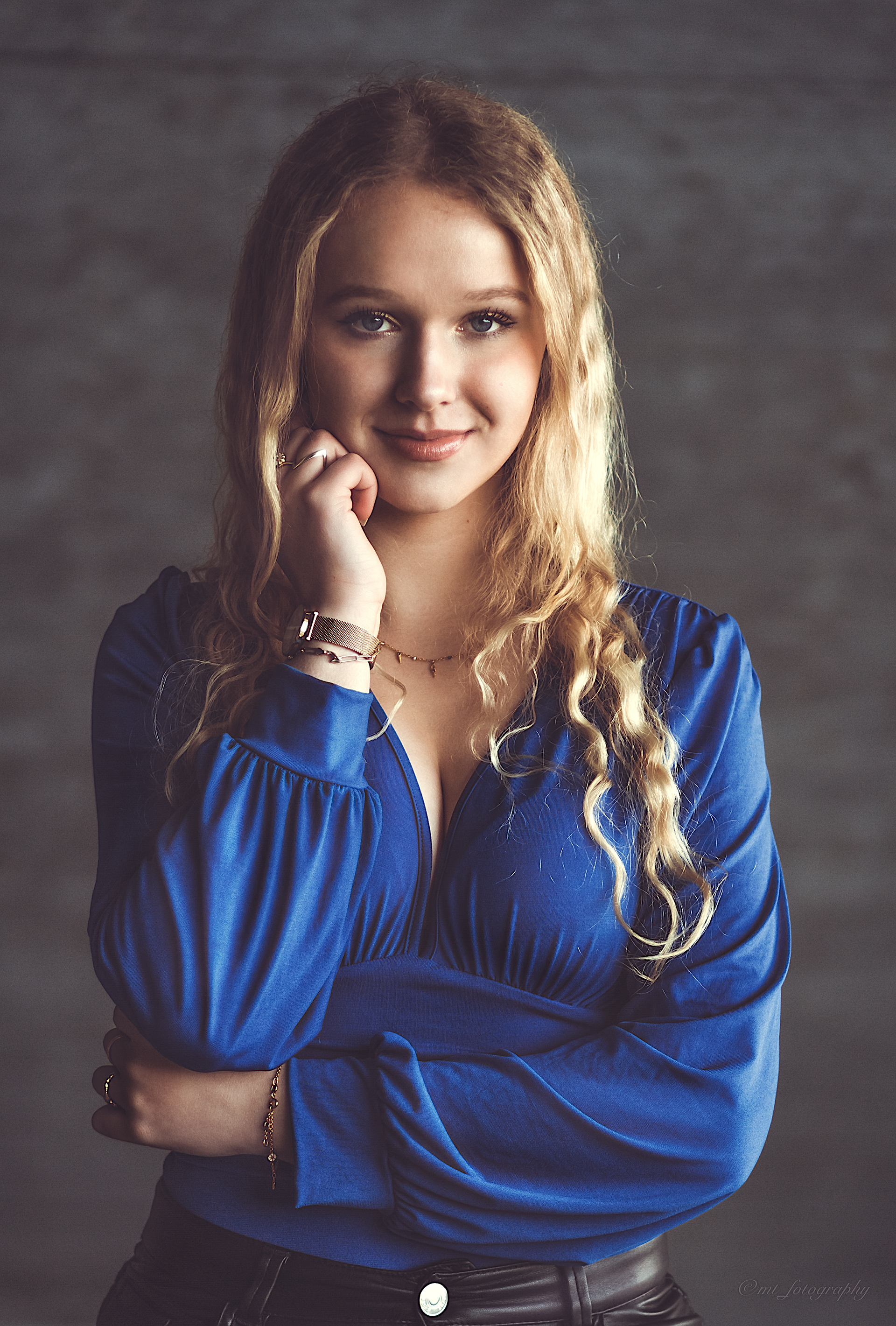 Simone Julie