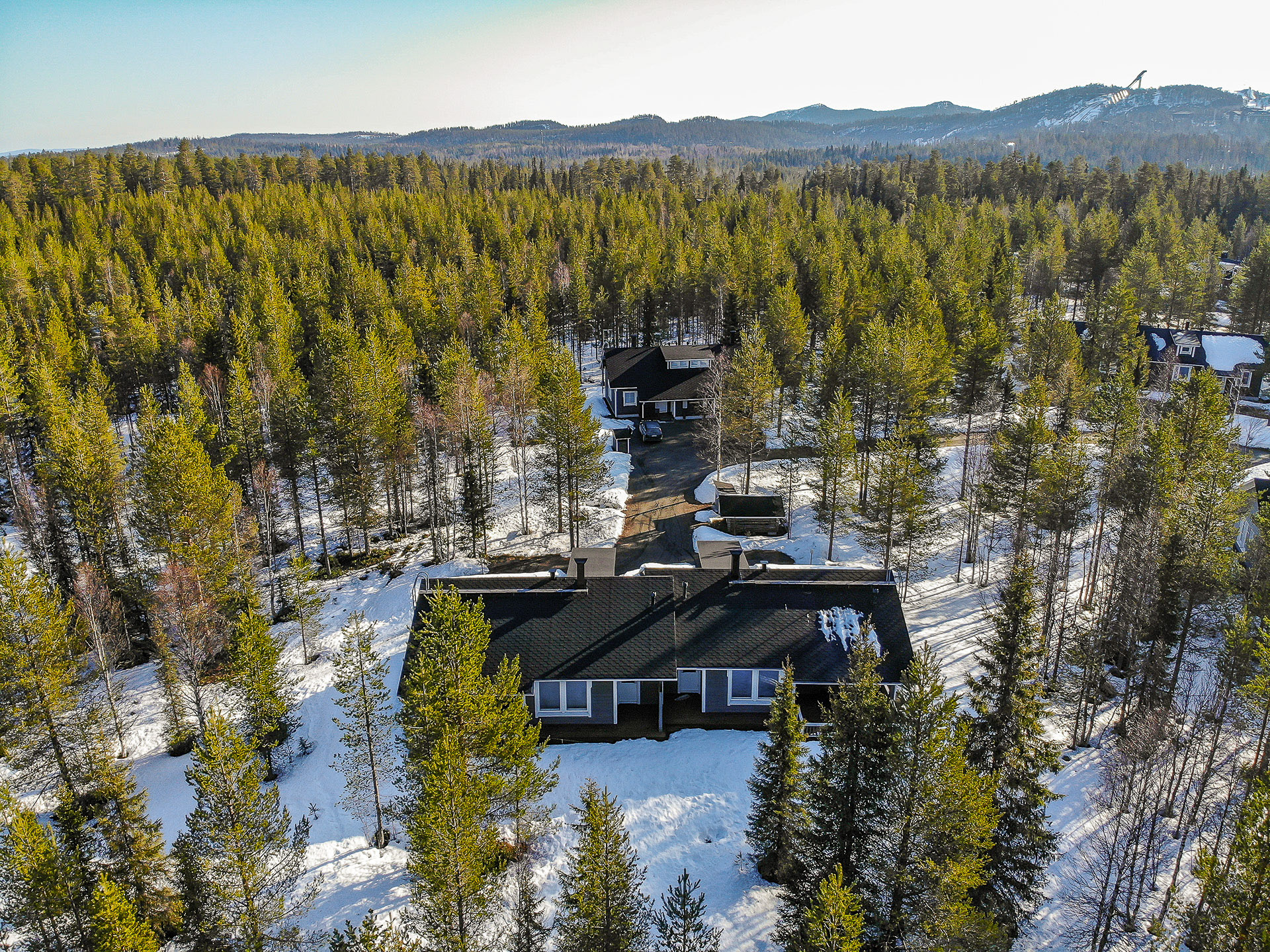 Ilmakuva Rukakonkelot mökeistä Rukalla