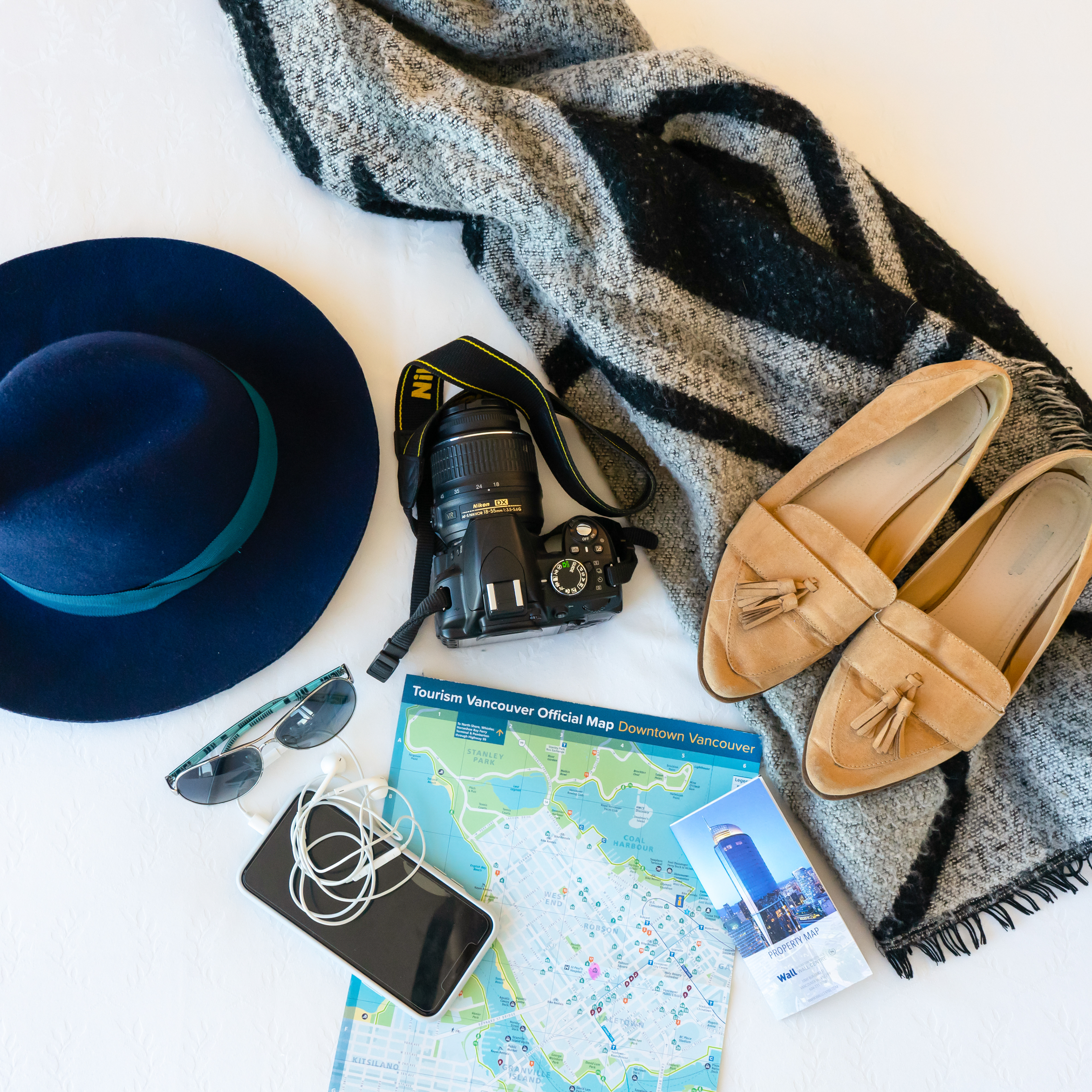Traveler Flaylay