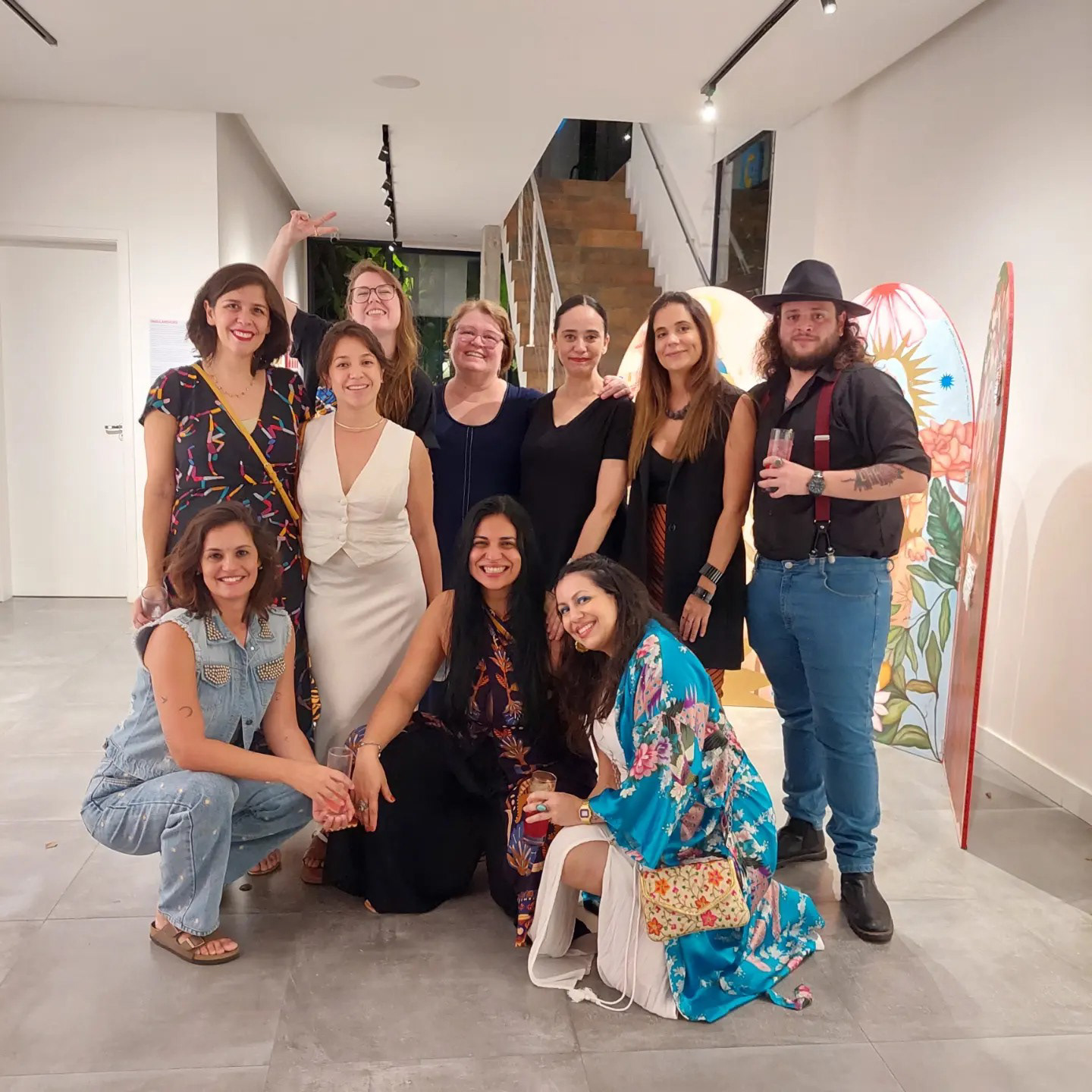 Registro fotográfico dos artistas participantes da Exposição Singularidades, na Galeria Poente | 2024