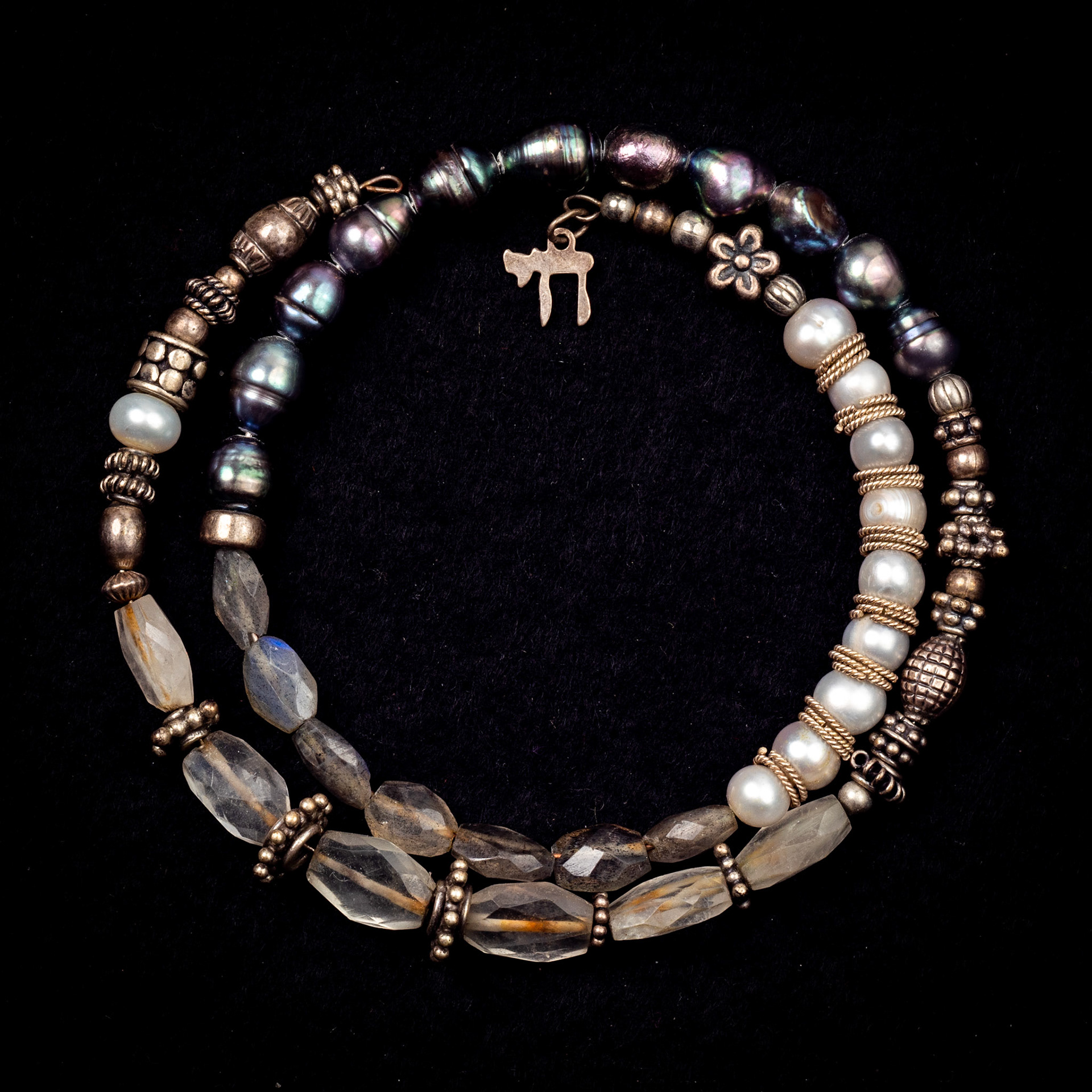 Bracelet Jewelry Product Photo