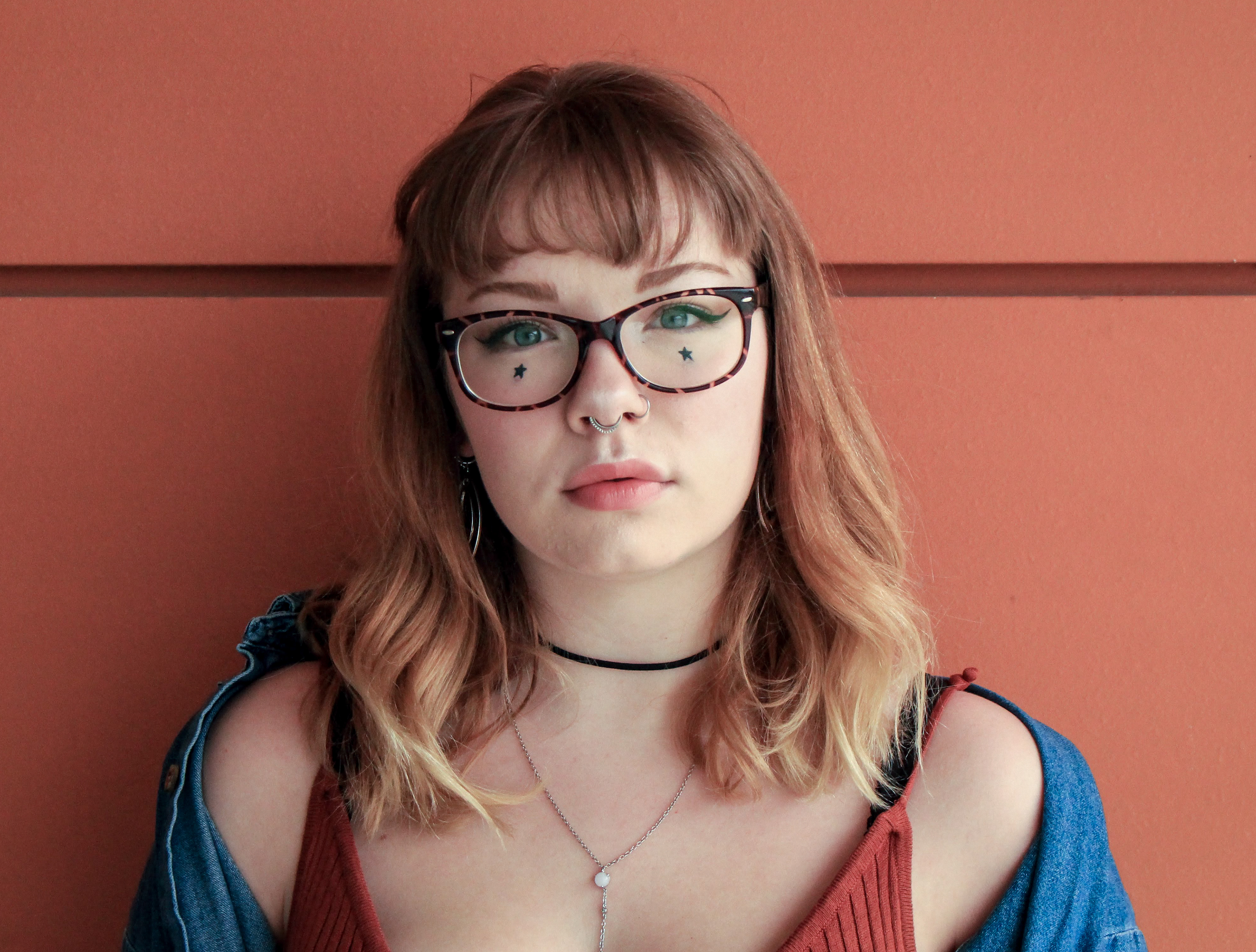 "Skye was the first professional photographer l've taken pics with! She's so friendly and easy to get along with, and makes you feel comfortable right off the bat! I really didn't know anything about posing or modeling and she gave me the perfect amount of info to take good pics, while finding times to make me laugh & just talk so everything felt natural and lovely. will always be one of my best model experiences, love & miss you Skye!" -Mo Brady