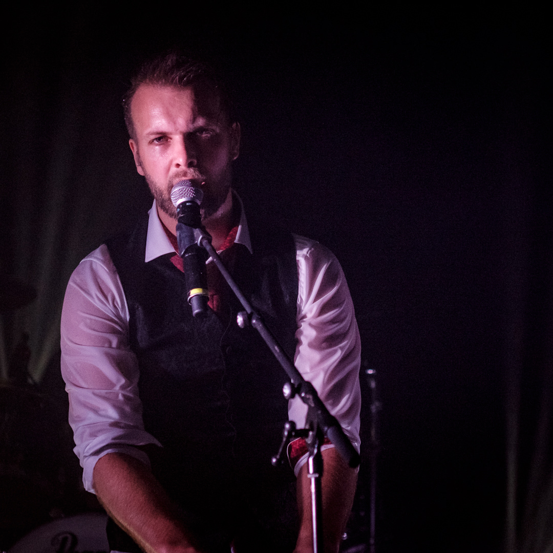 And the winner of The Mr Wet Shirt Contest is... Einar Solberg of Leprous!