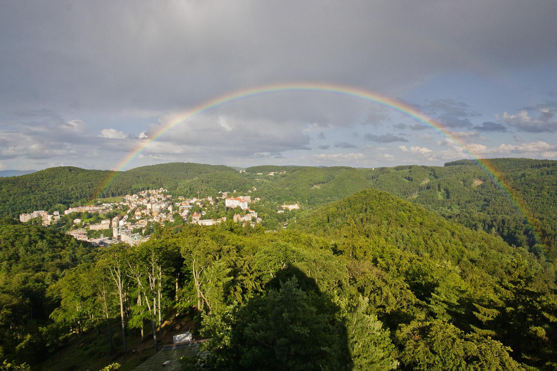 Радуга над Карловы Вары