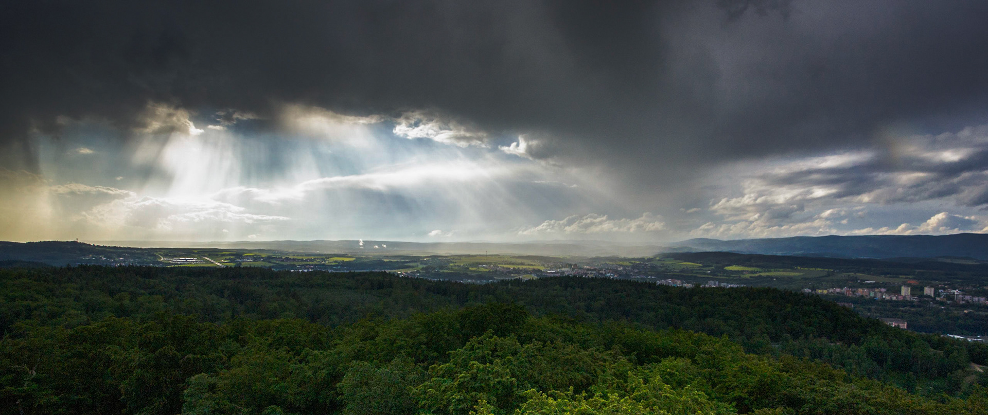 Вид со смоторовой площадки Диана