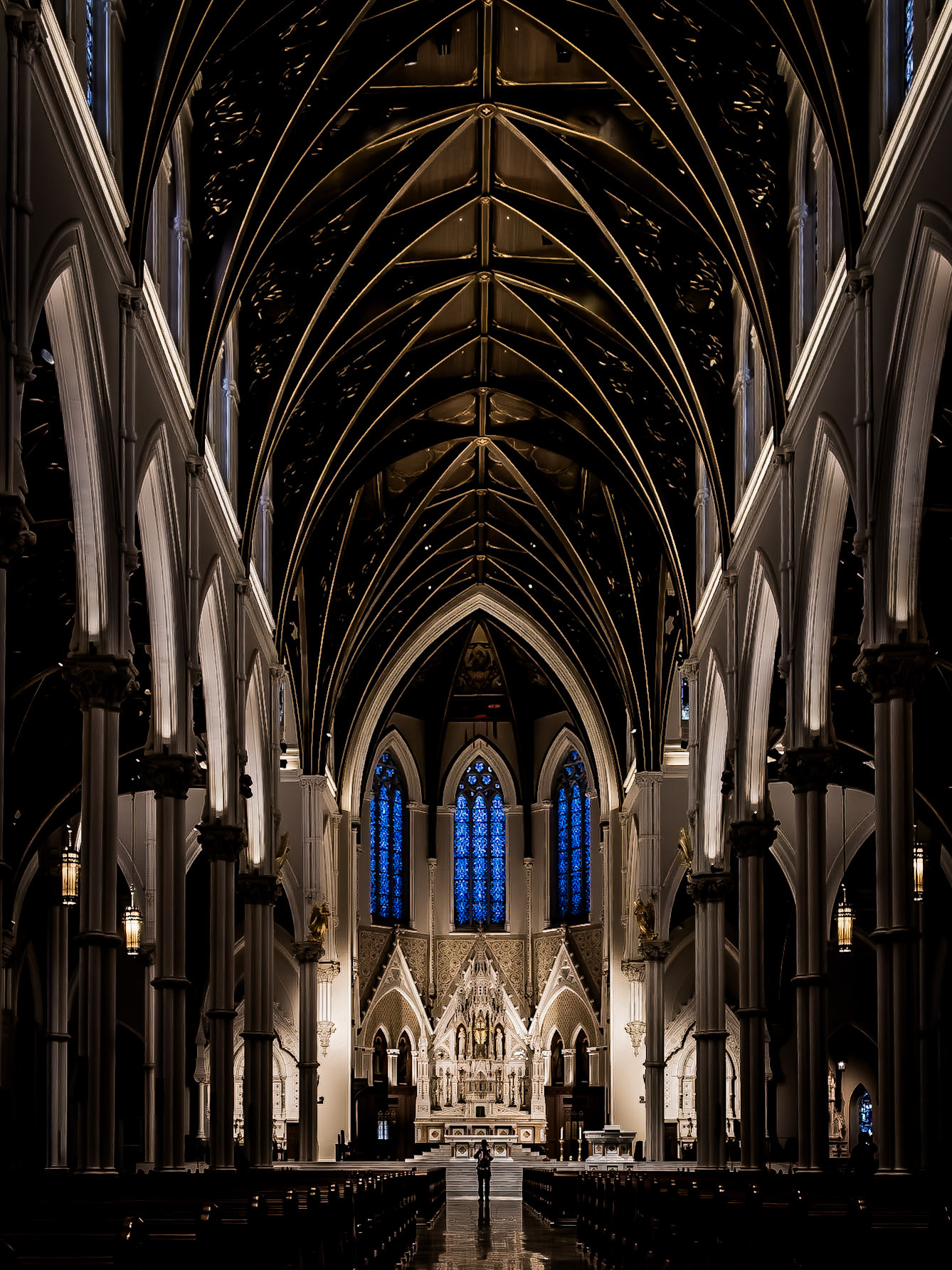Cathedral of the Holy Cross Inside 2
