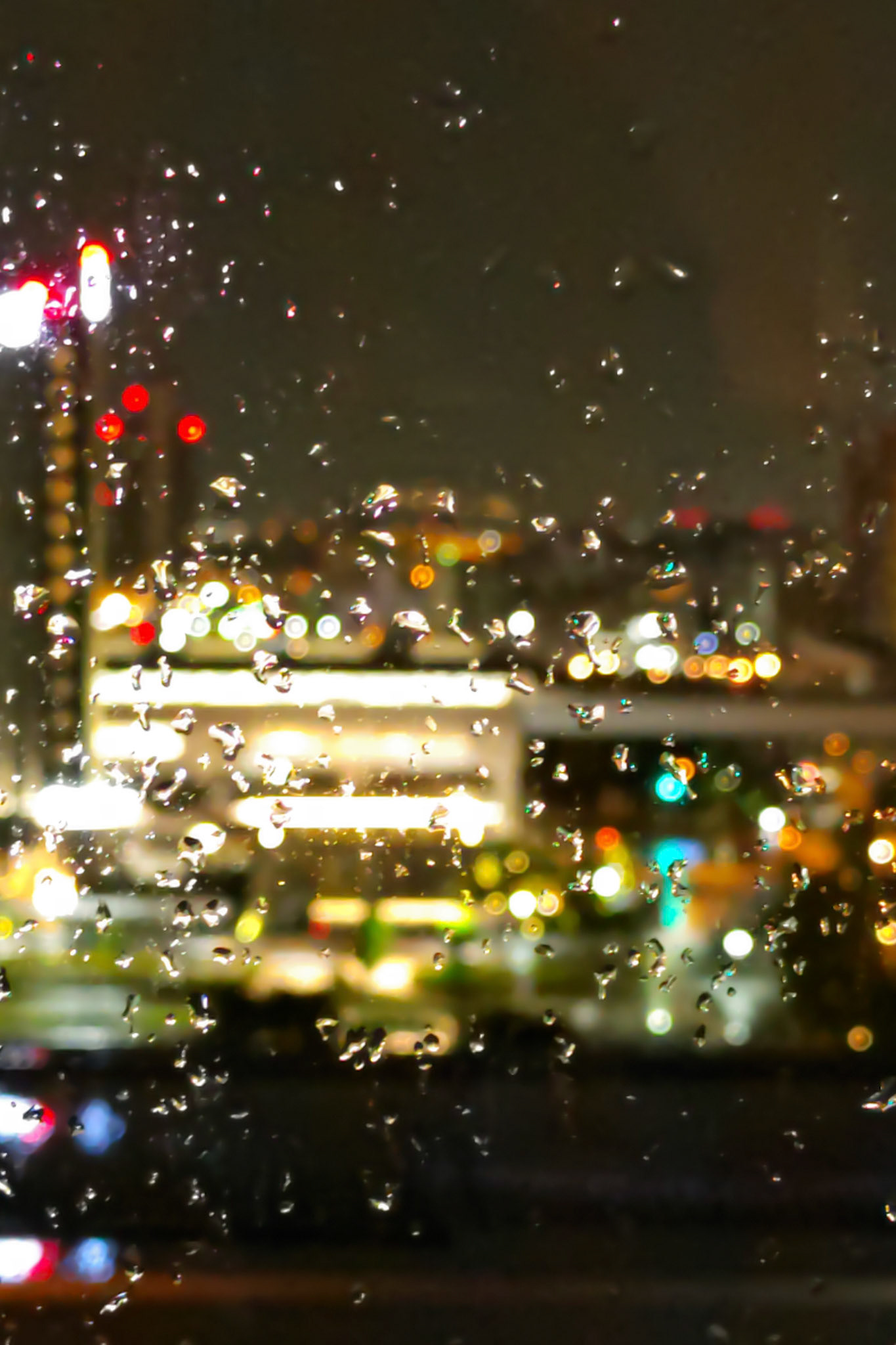 雨の夜