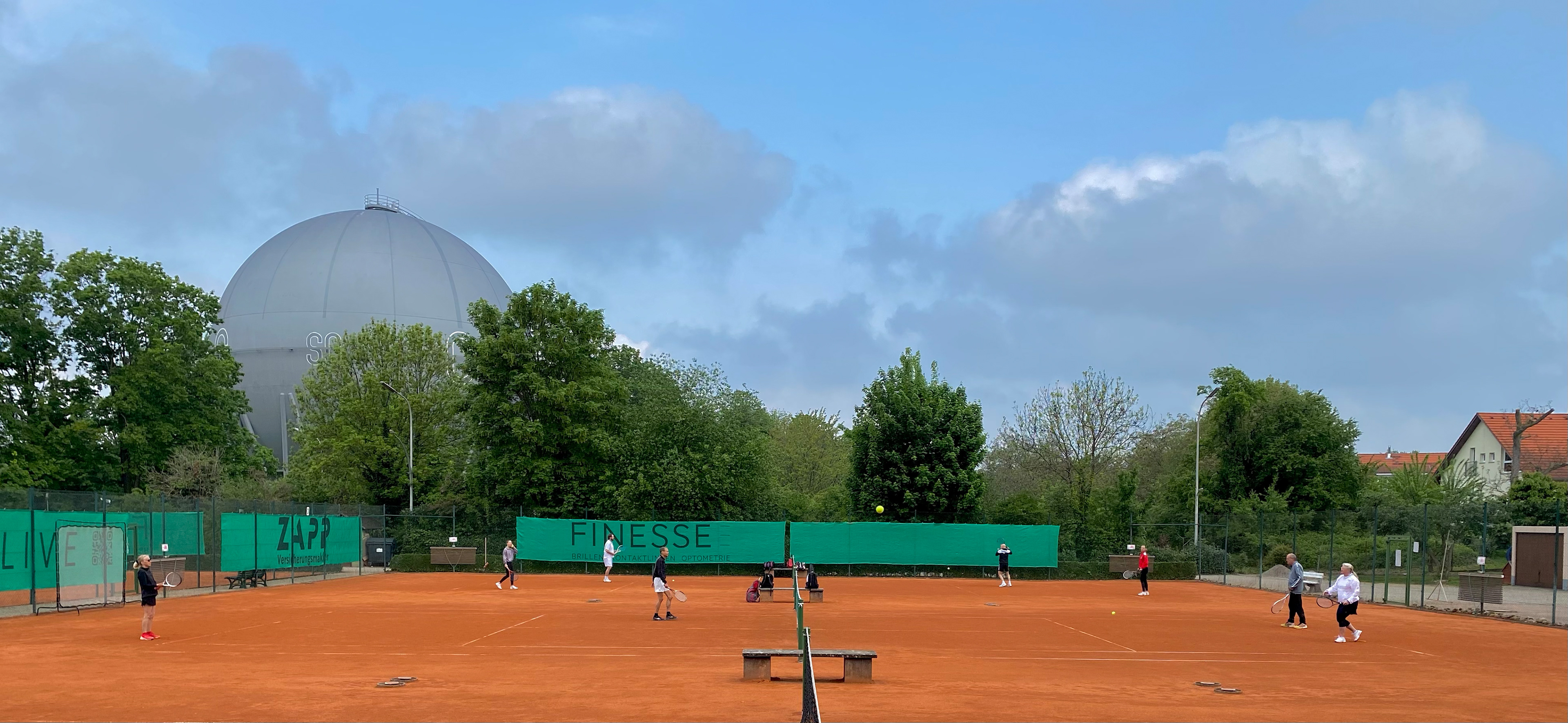 Irgndwie ein Markenzeichen "unsere" Kugel