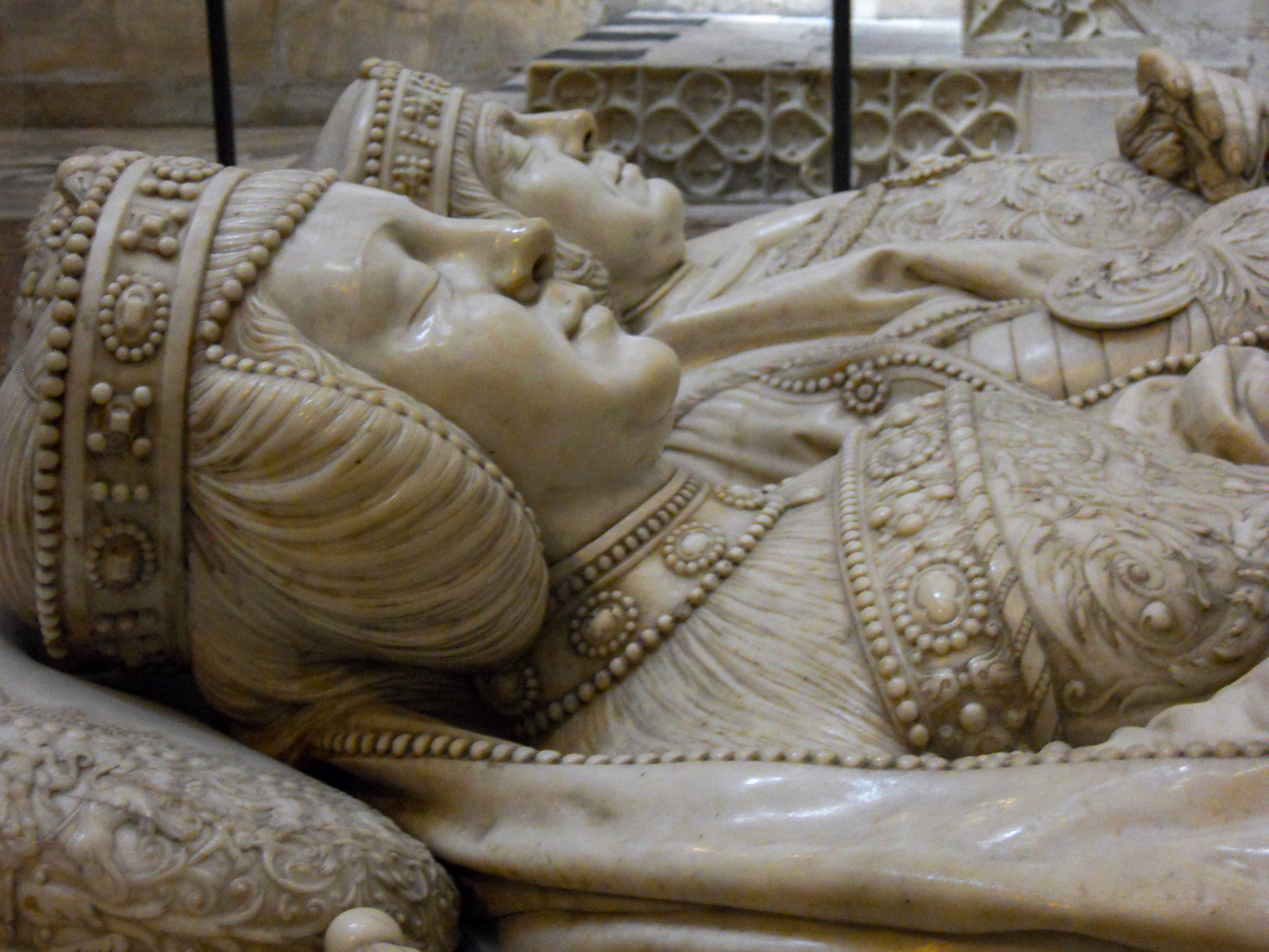Tomb of El Cid and his wife, Doña Jimena, Burgos Cathedral Spain