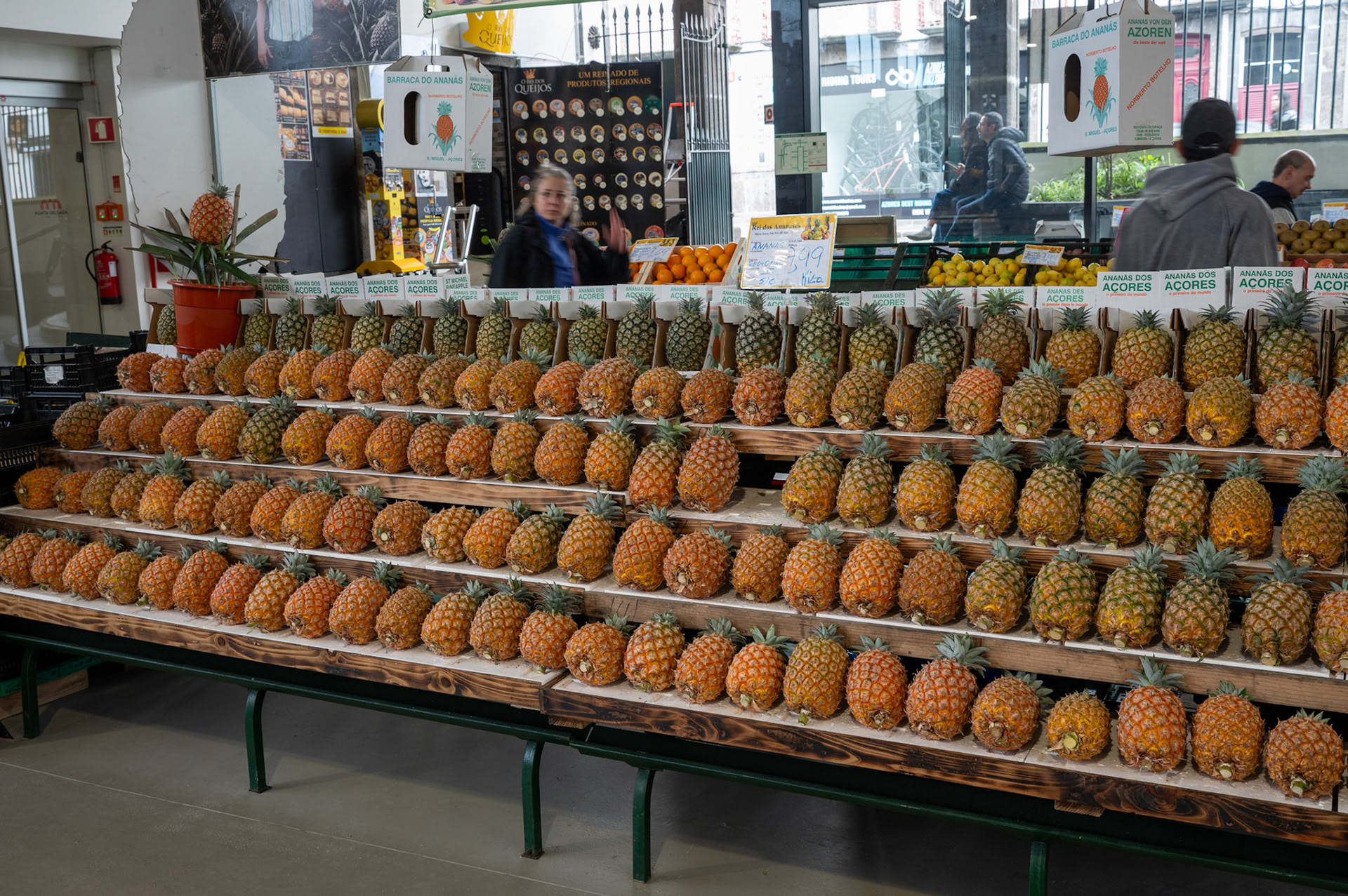 Azores Pineapple @ Mercado da Graça, Ponta Delgada, Sao Miguel, Azores, Portugal