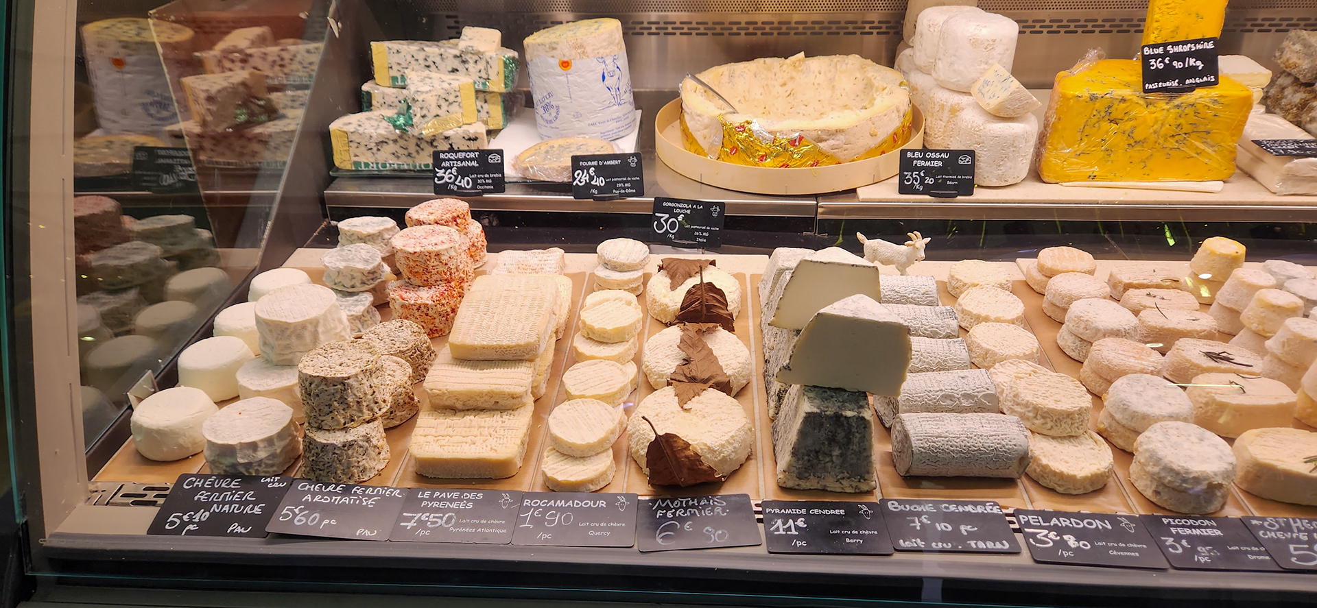 Artisan Cheese Shop @ Halls in Biarritz France