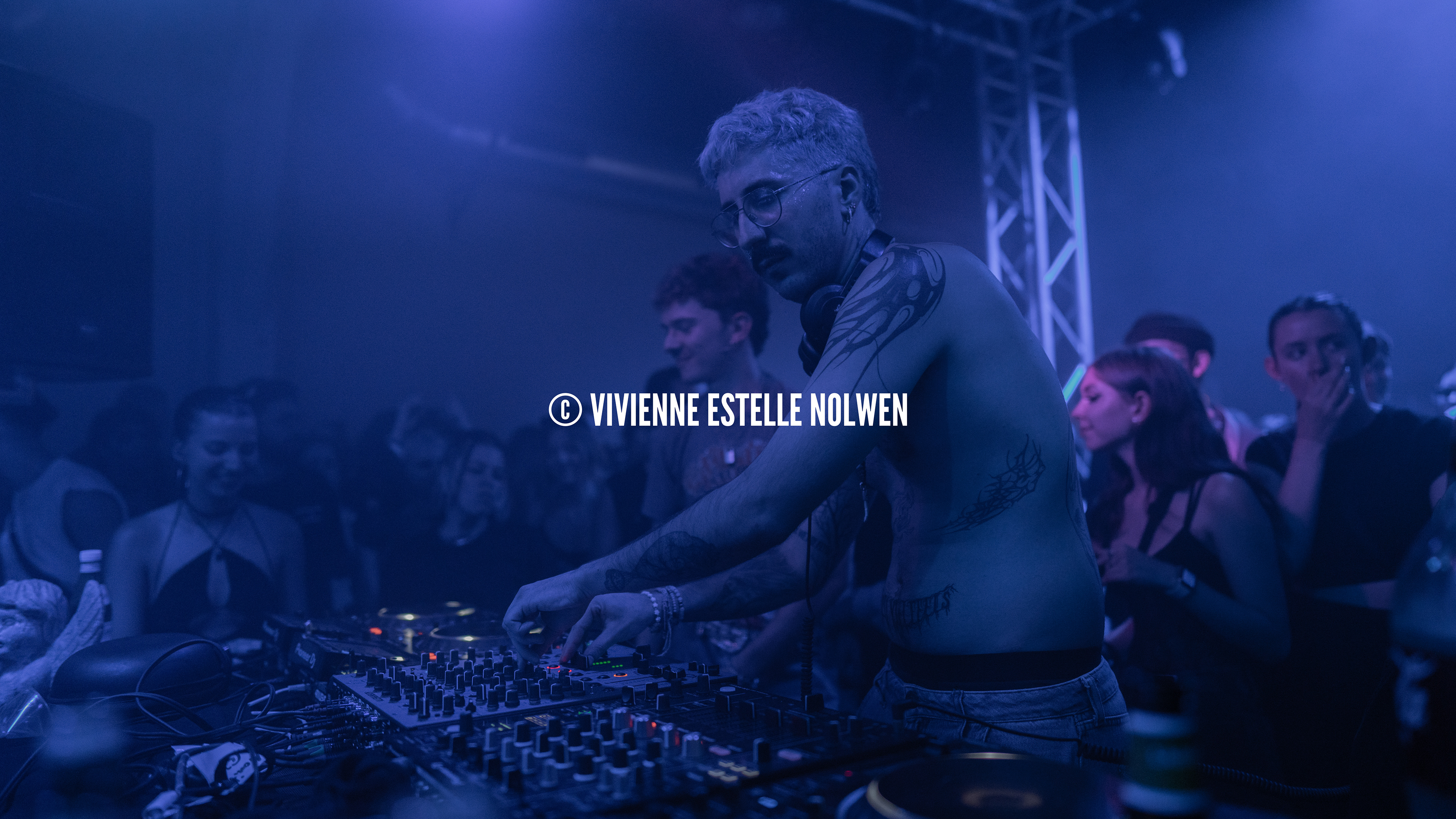 - DJ Caermi -