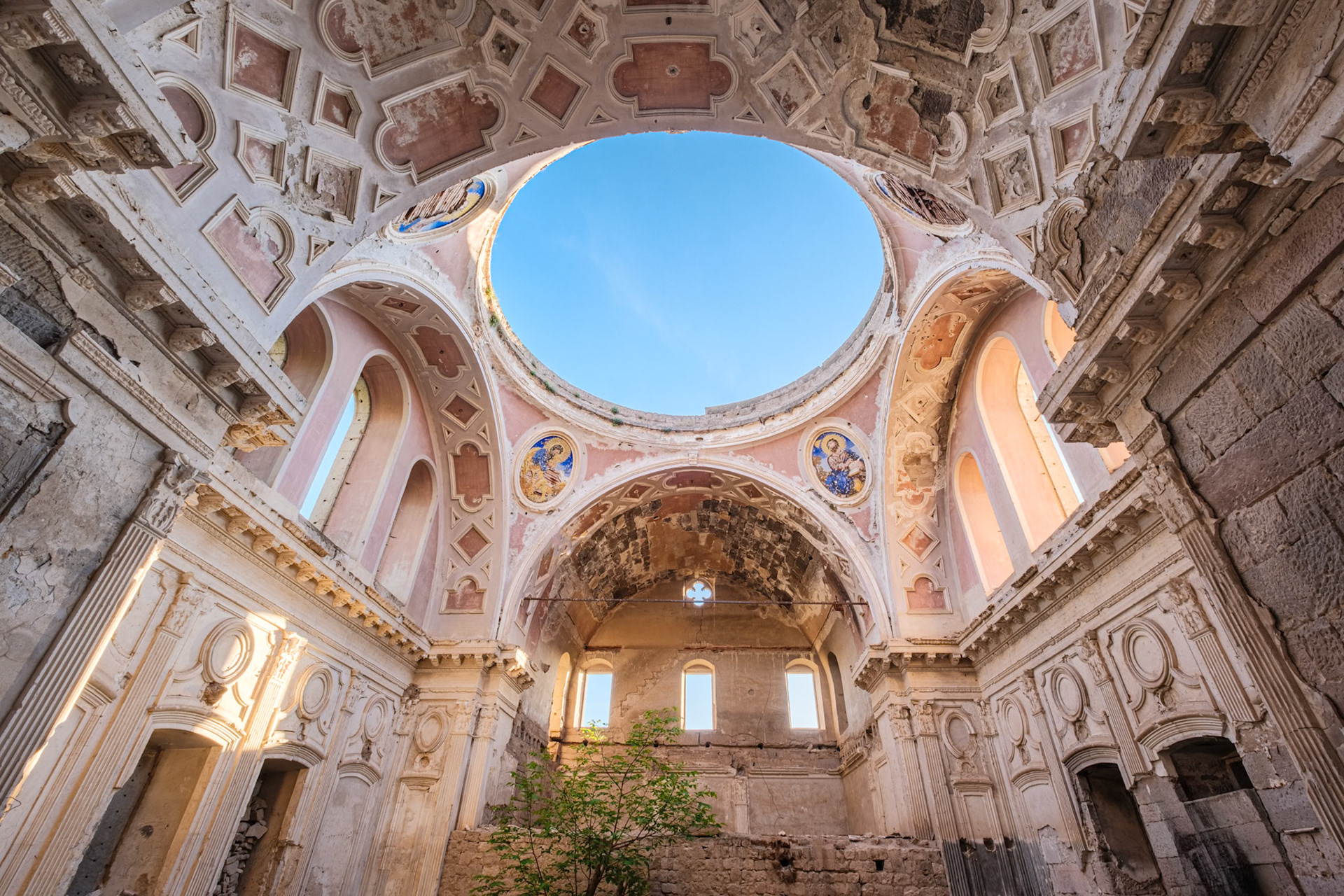 gesi surp stefanos kilisesi