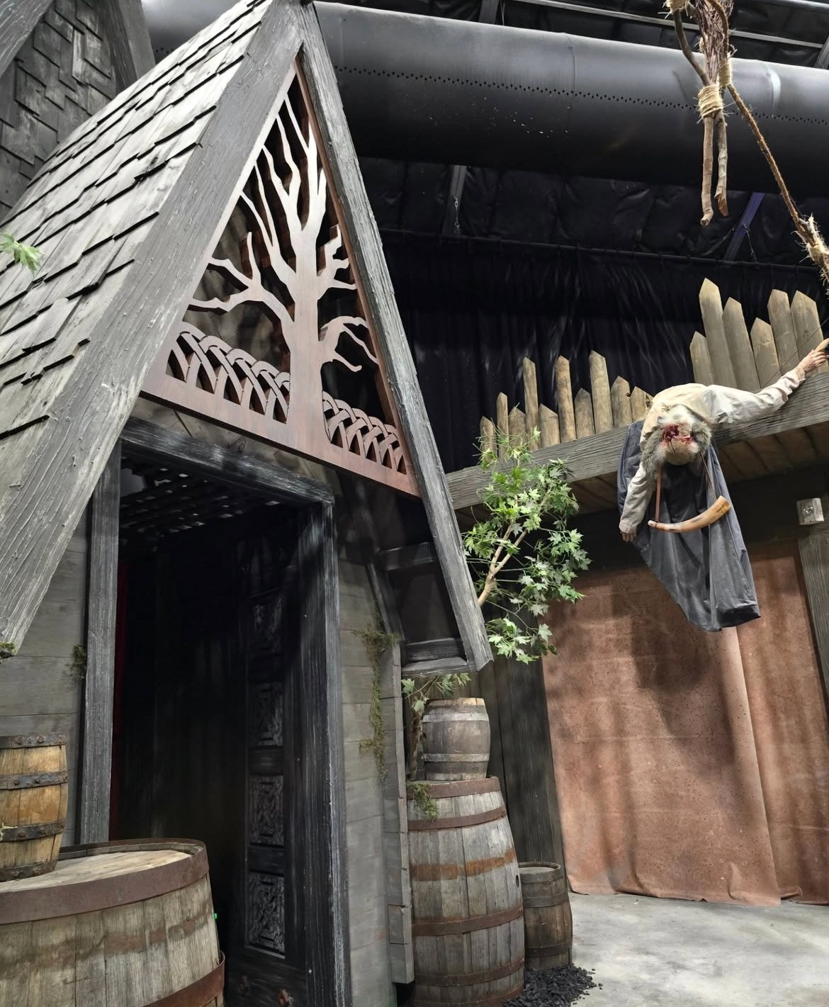 Building Facade from Galkn: Monsters of the North (photo published by walruscarp during lights on tour)