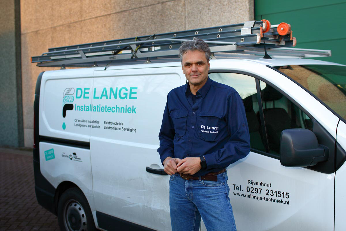 Albert de Lange, De Lange installatietechniek