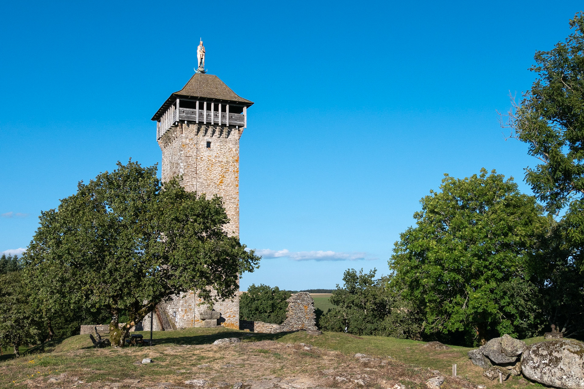 Tour de Peyrebrune