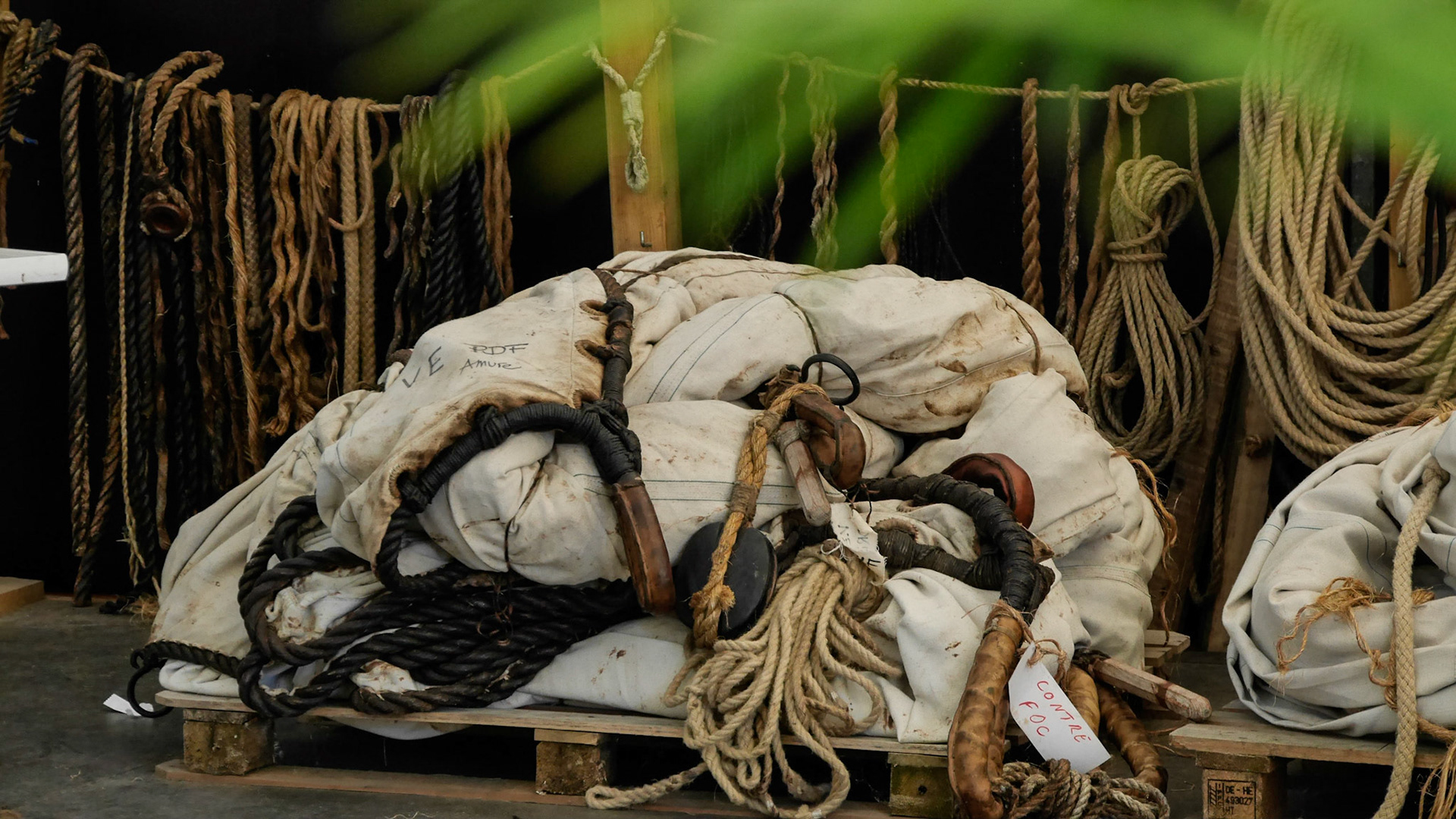 Voiles et cordages