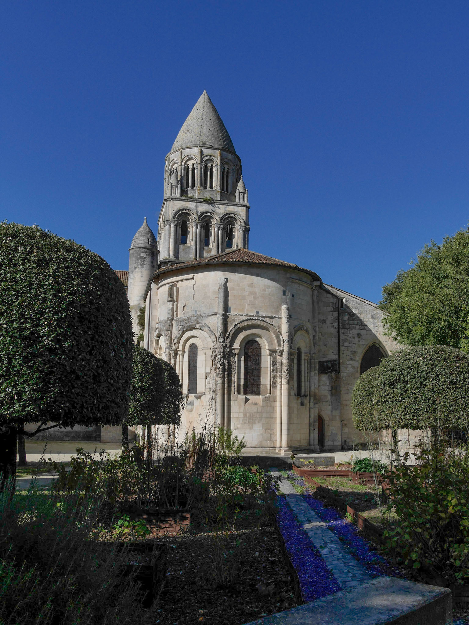 Abbaye-aux-Dames Saintes