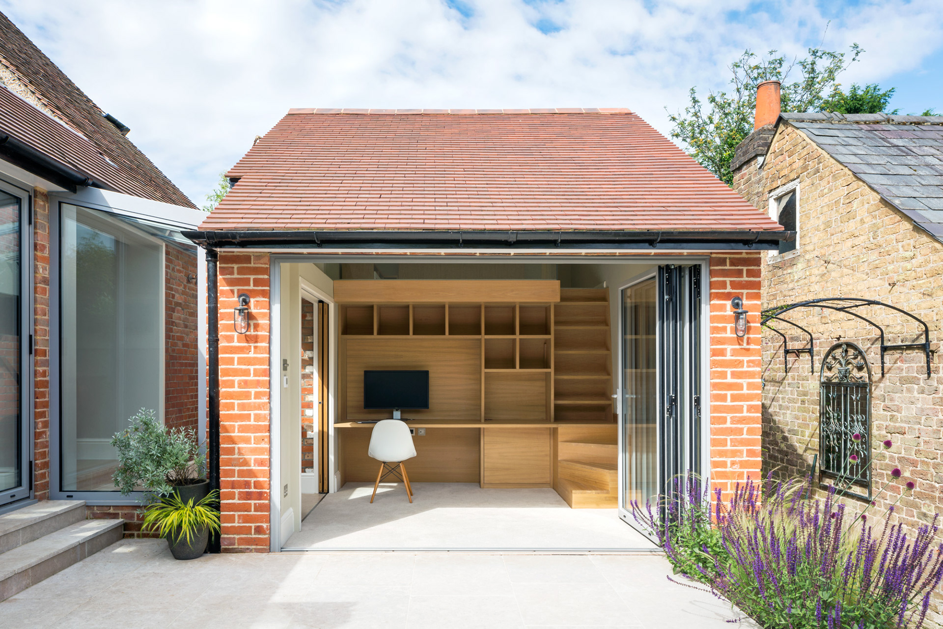 Frost Architects: Claygate