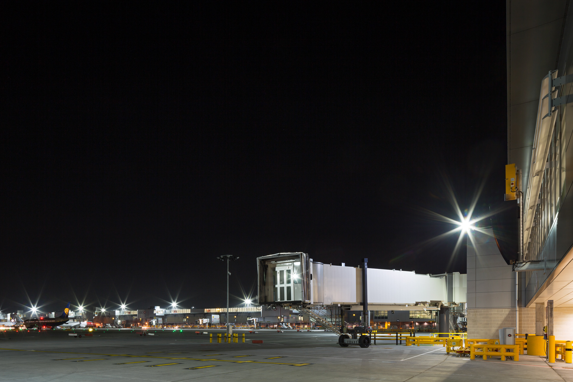 Bryden Wood Ltd: Gatwick Airport, Pier 1