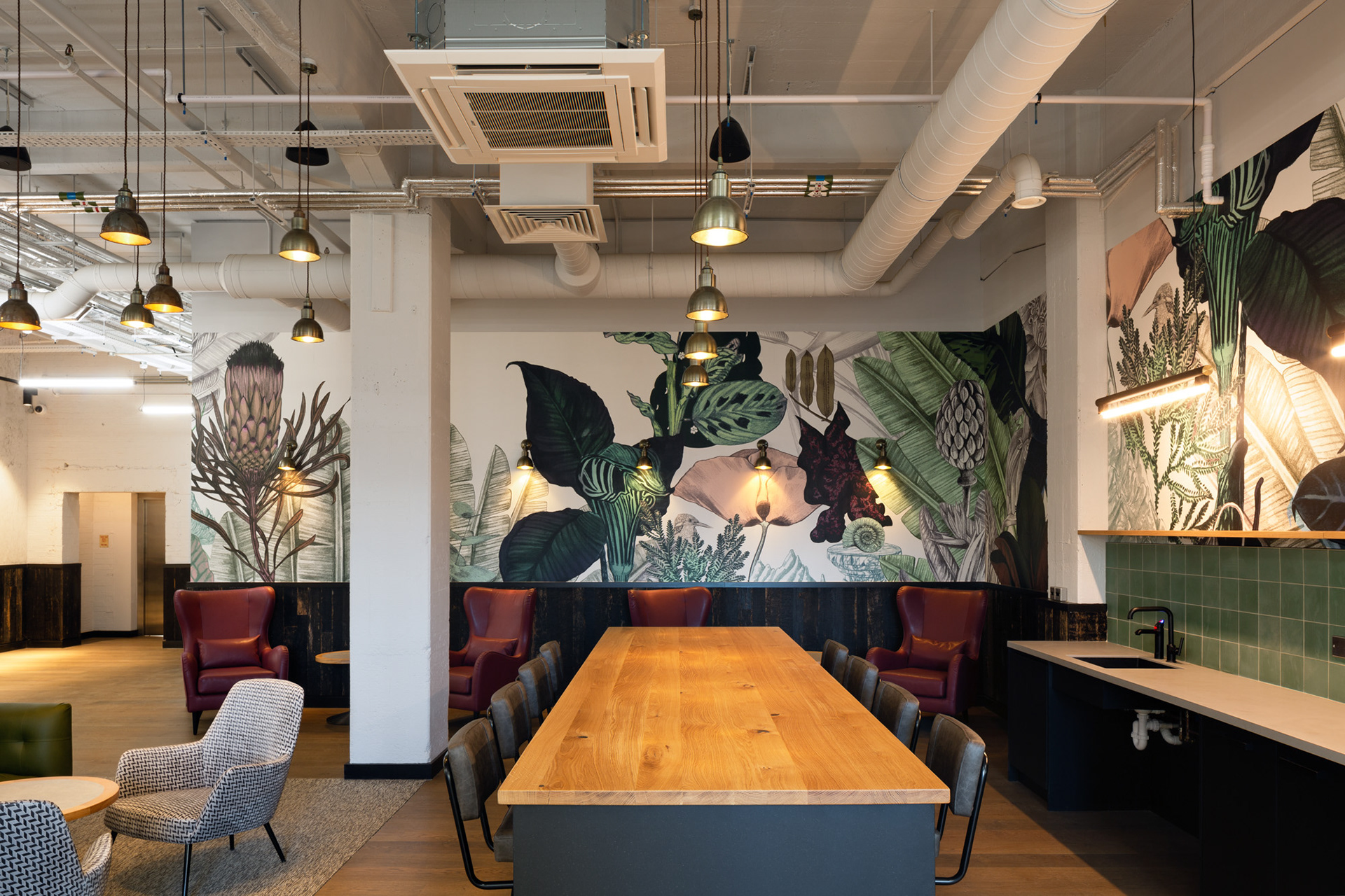 Frost Architects: Park Hall Business Centre