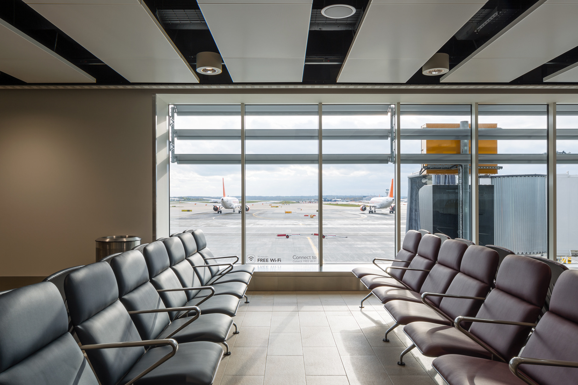 Bryden Wood Ltd: Gatwick Airport, Pier 1