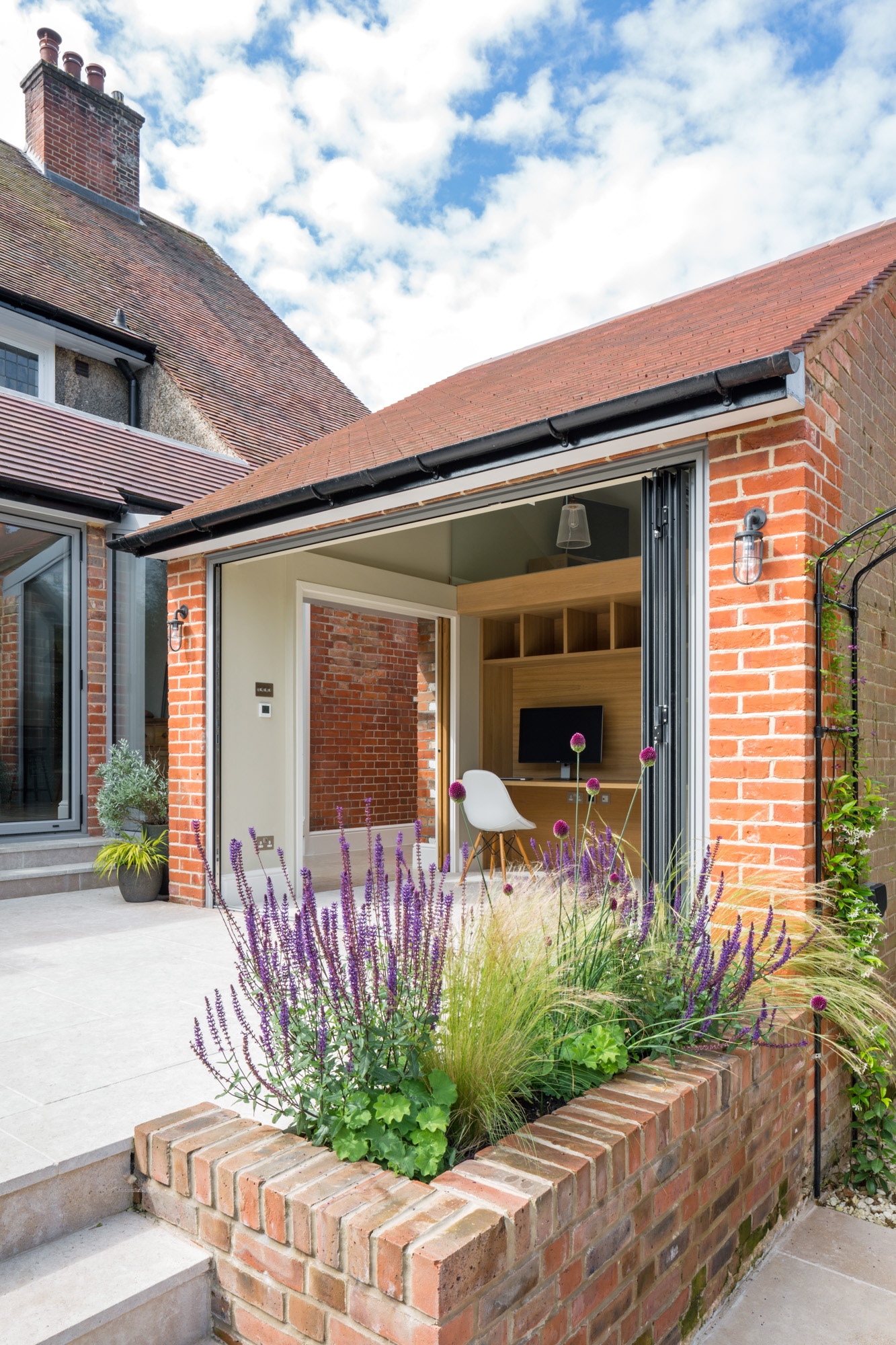 Frost Architects: Claygate