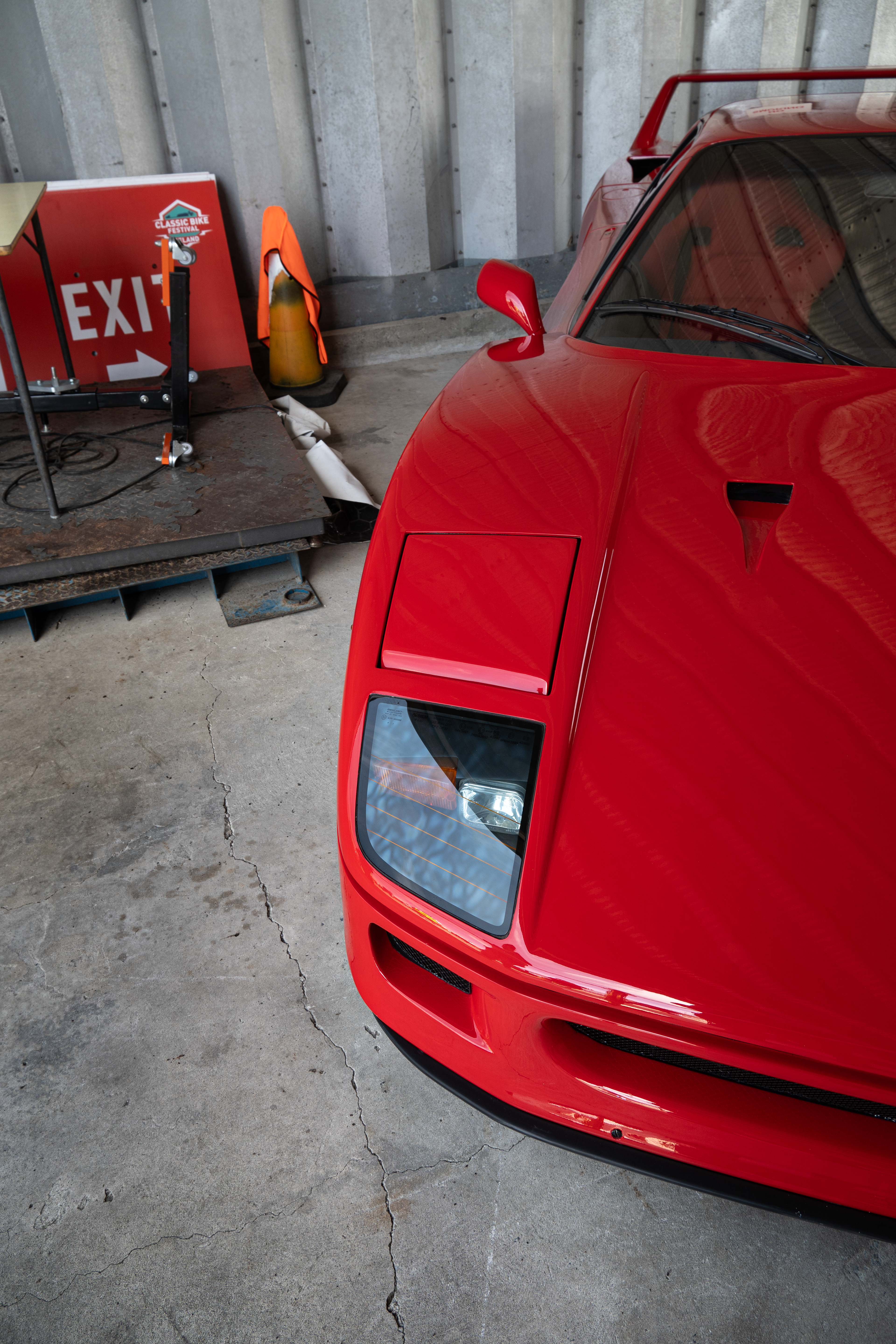 F40