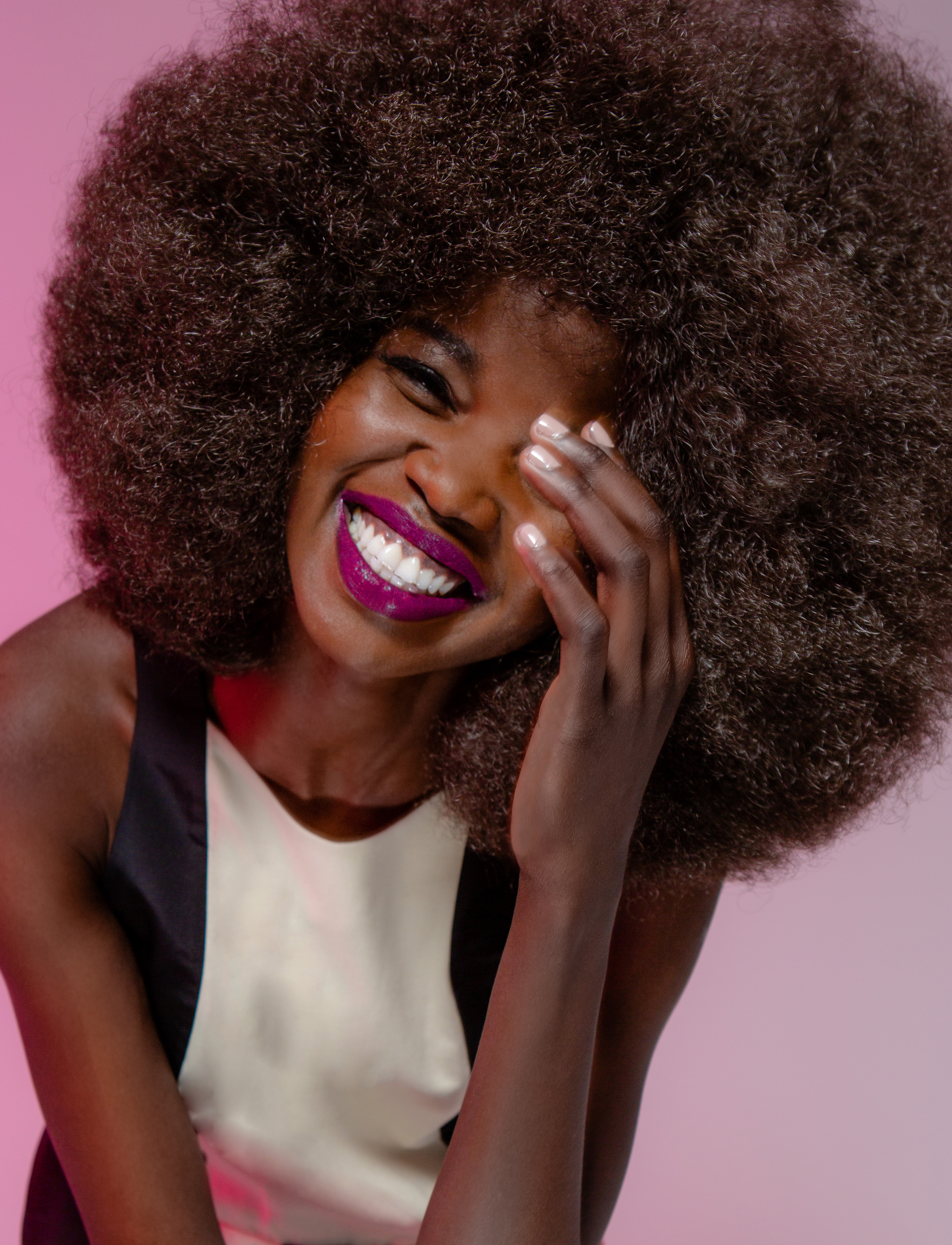 Akos is a Top Beauty and Fashion Photographer who is specialized in Cosmetics, Make-up, Hair, Haircare, Hair-Care, Skin, Skincare, Skin-Care, and Product Photography. His Photography Art makes him a leading Artist in the Fashion World. He is based in New York City, London, Paris and Switzerland. Clients include Amazon, L'OREAL , VOGUE, VICTORIA SECRET, etc