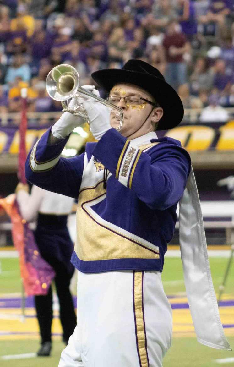 UNI's Previous Uniform
