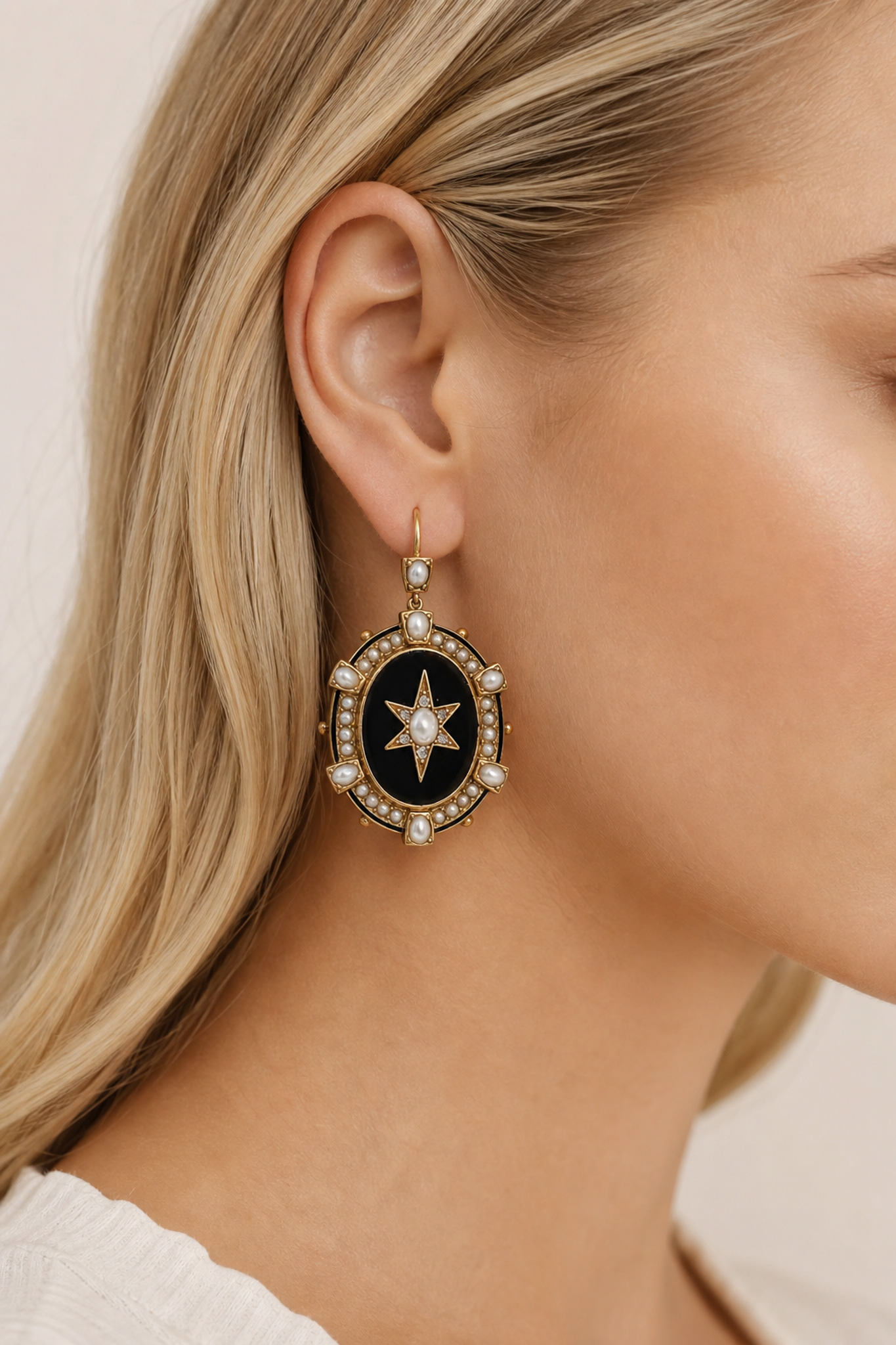 Luxury Fine Jewelry Macro Closeup Photography
