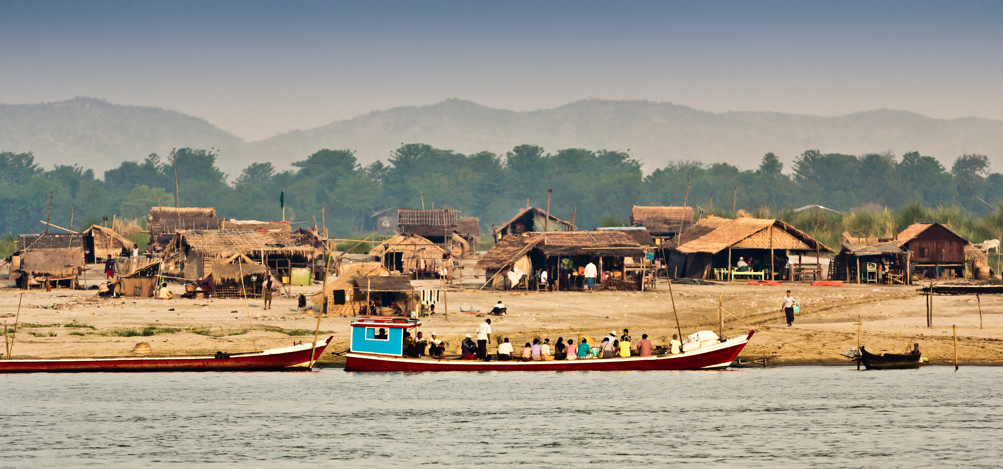 Make-shift Village on the Banks of the Irrewaddy River, Mandelay
