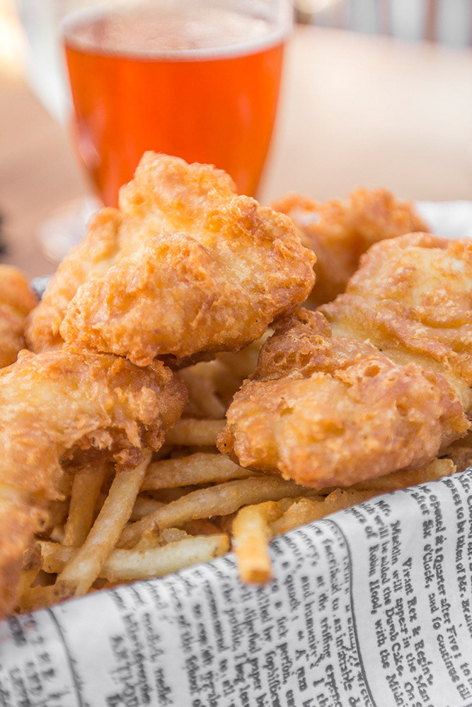In between dawn and dusk there is always lunch! Fish, chips and Oregon beer at the Wayfarer Inn, Cannon Beach, Oregon