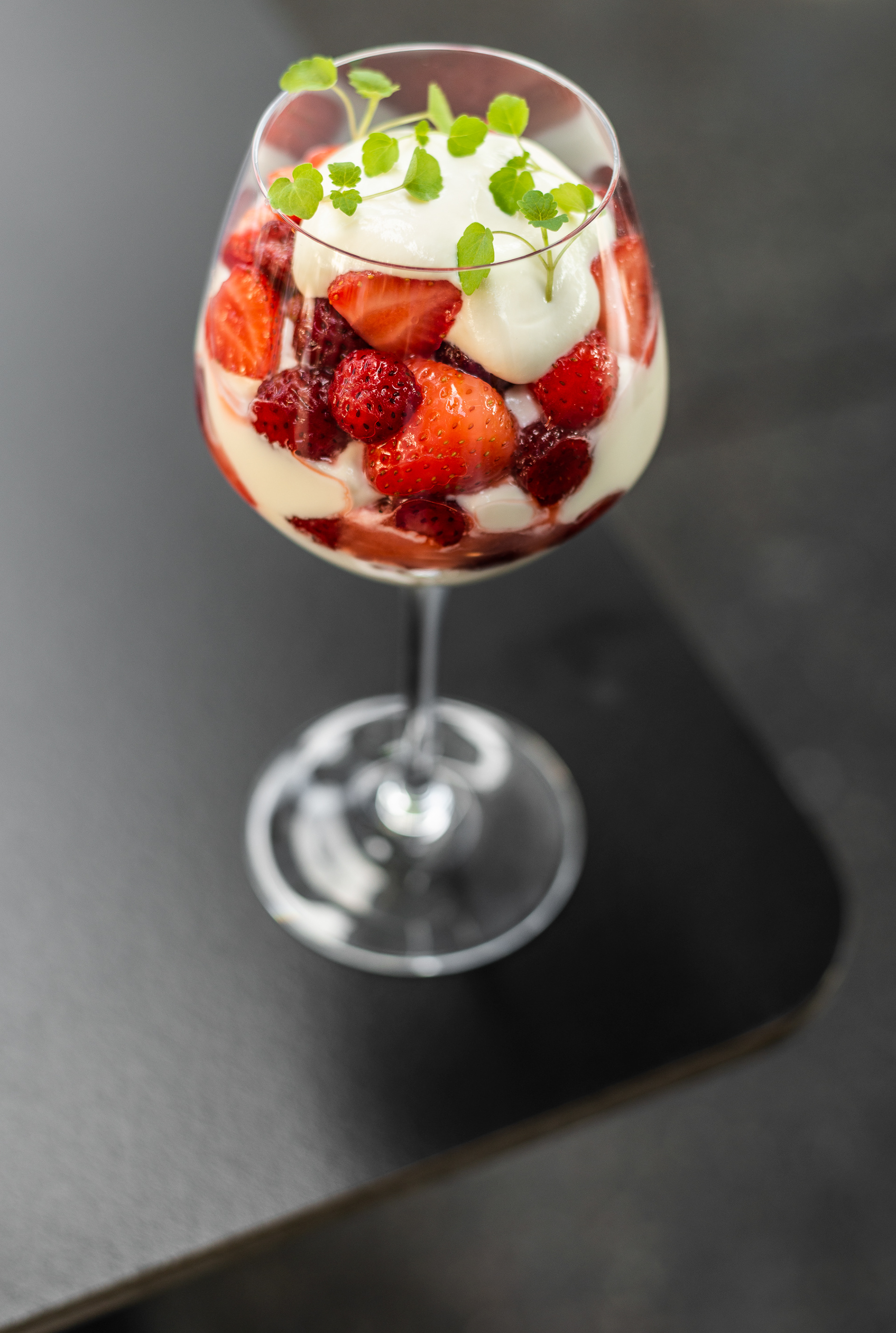 Dessert of summer fruits - Restaurant Um Plateau (Gin Bar) - Luxembourg City