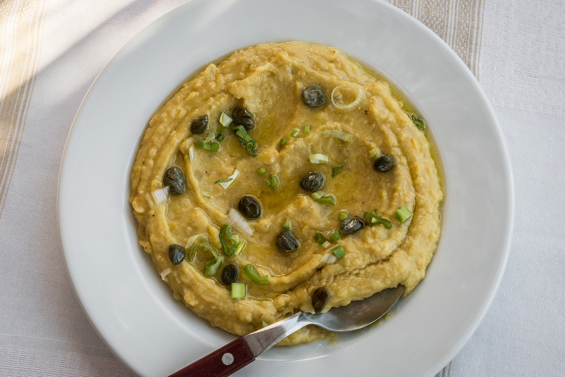 Fava & Capers - Metaxy Mas restaurant - Exo Gonia