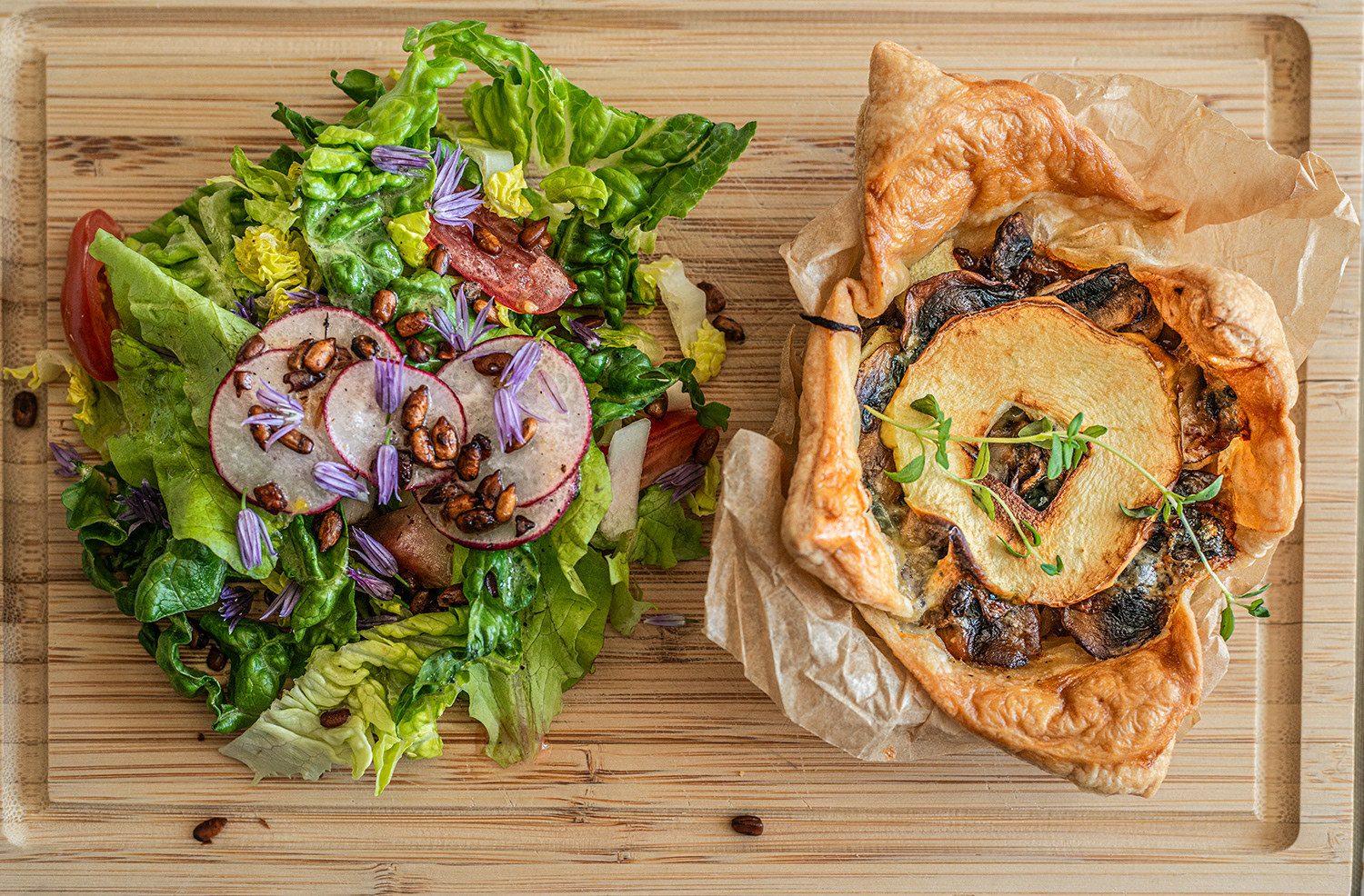 Lamb Pie and Garden salad - Hurran Spiseri Cafe - Frøya Island