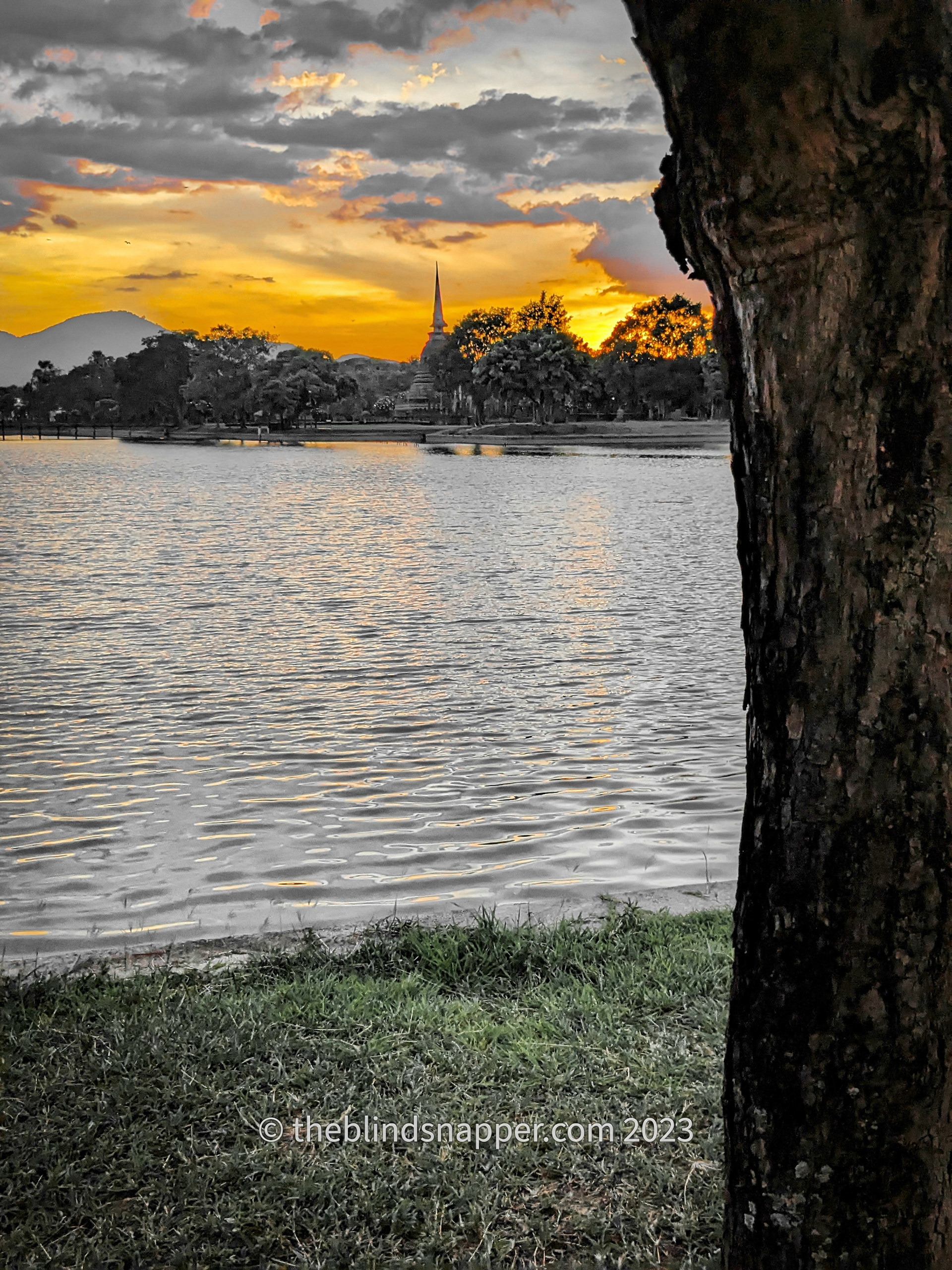 Sukothai by the lake