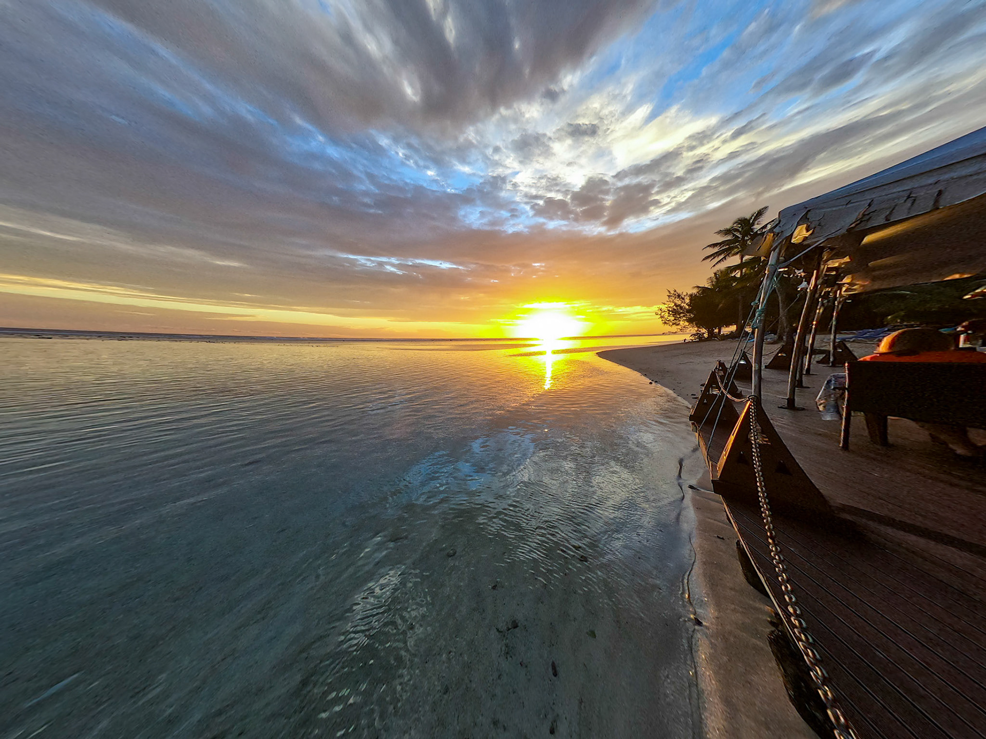 sunset glow as setting Rarotonga Cook Islands  © copyright-lewis-a-collins-photographer-! http://lewiscollins.com.au