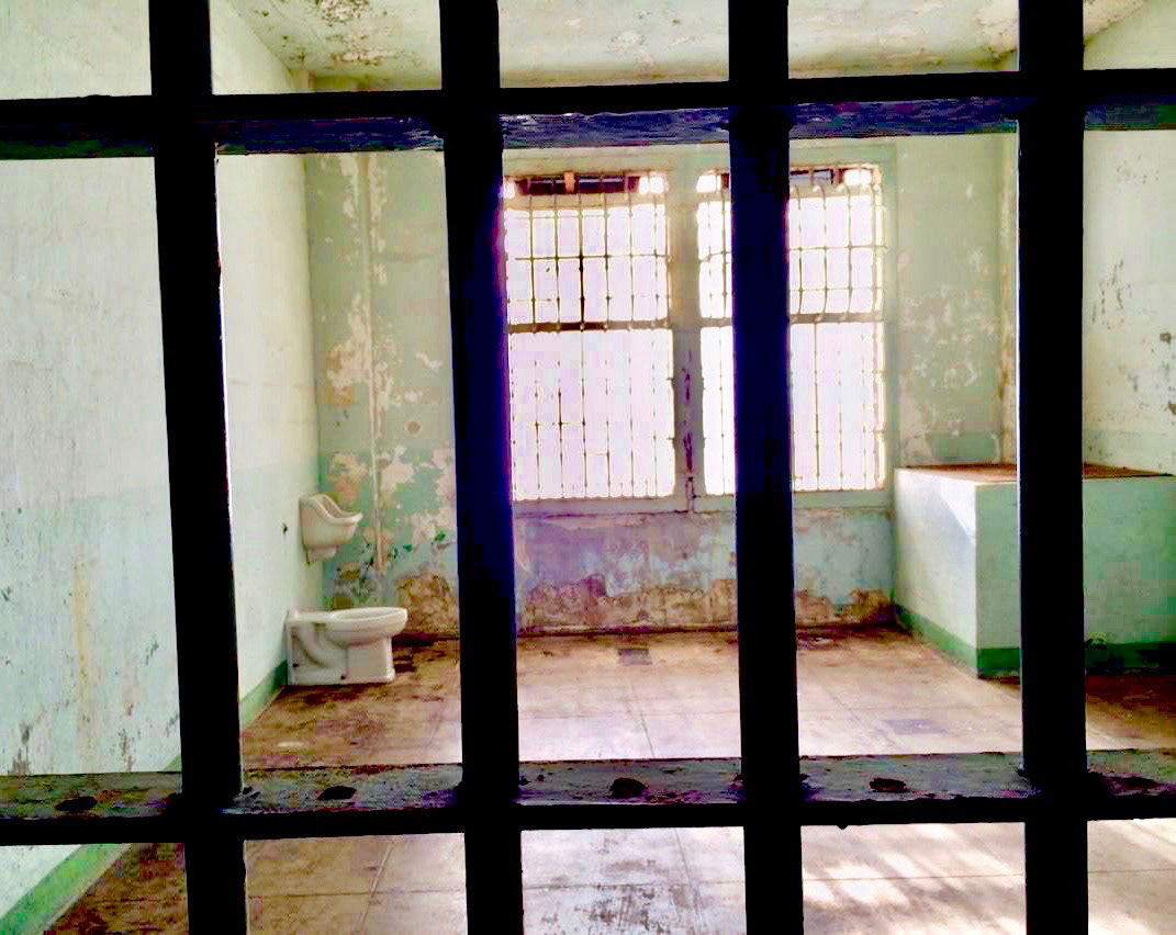 Ellen Blum Barish - Alcatraz Cell - photography - www.ellenblumbarish.com