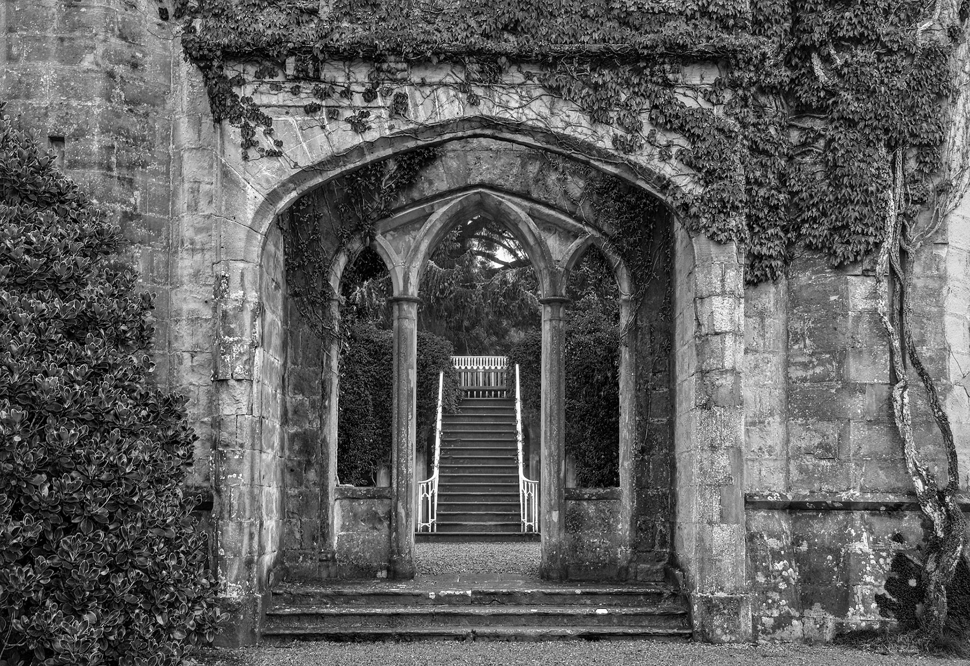 Andrew Ilachinski [Recognized for Exceptional Composition and Design]  [Portfolio Selection] - Entropic Portals (series) - photography - www.andy-ilachinski.com