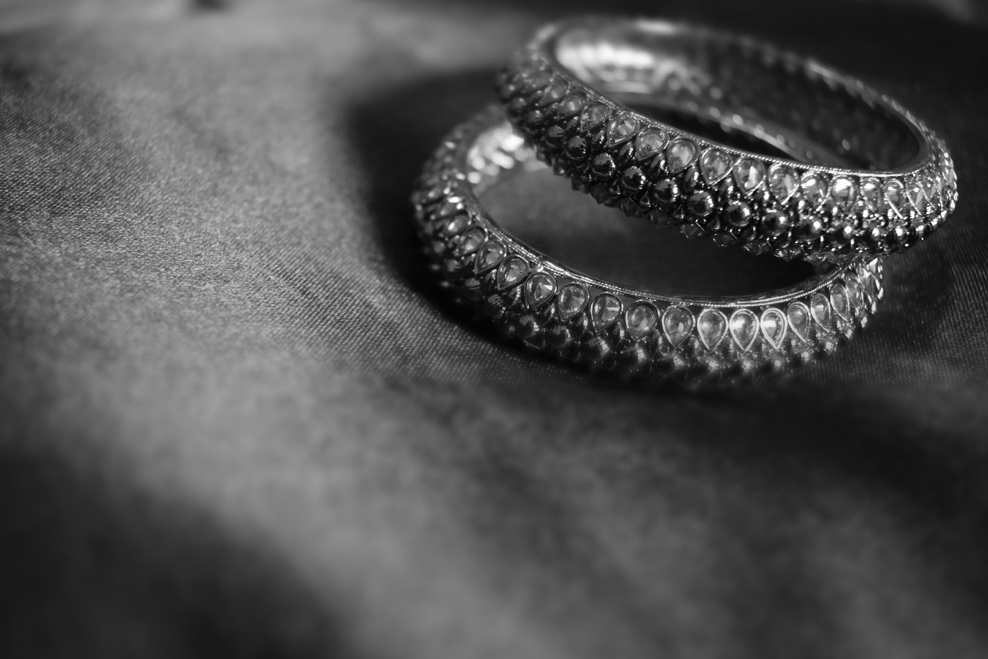 Preeti Shah - Dulhan Ki Churiya - photography - www.instagram.com/babyprema