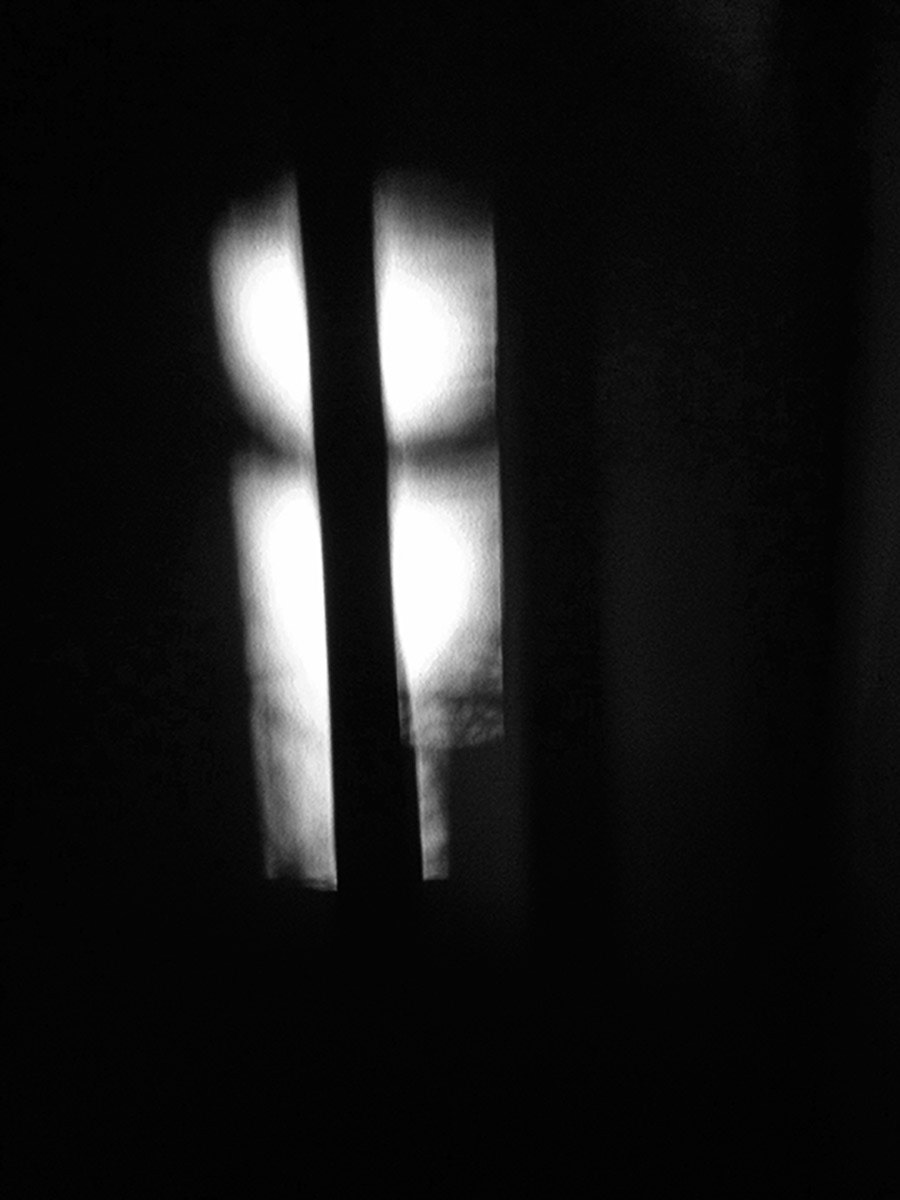 David Quinn  -  Cabin Fever (series)  -  photograph  -  www.dquinnphotography.com