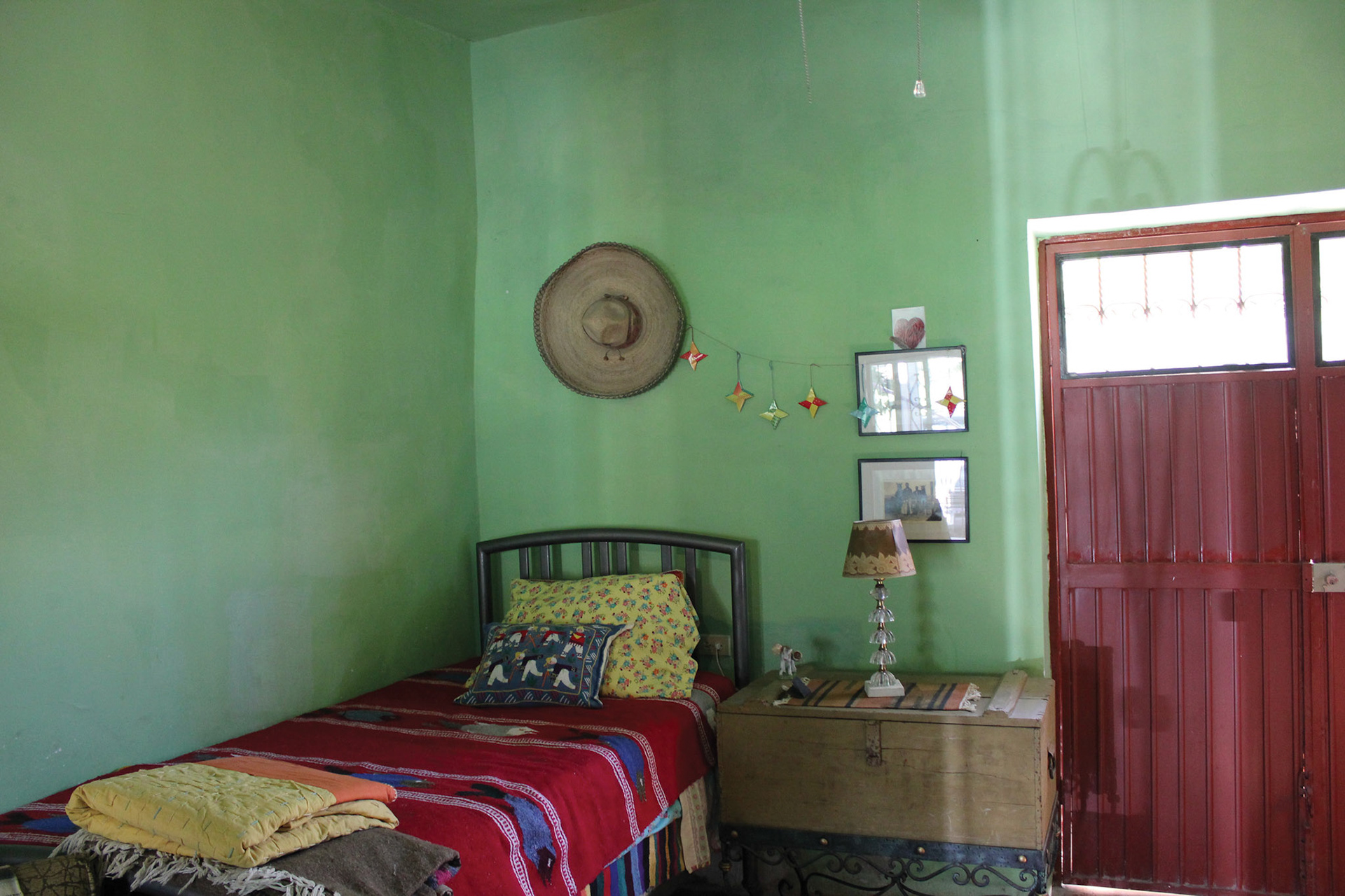 Patty Joslyn [Portfolio Selection] - Overnight - photography - www.22pearls.org