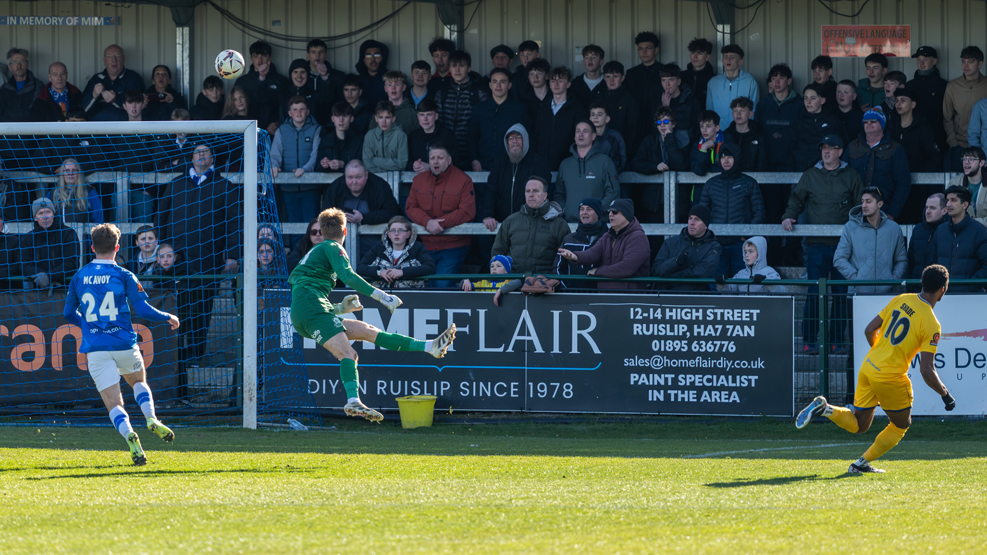 Tyrese Shade puts the Spitfires 3-0 up