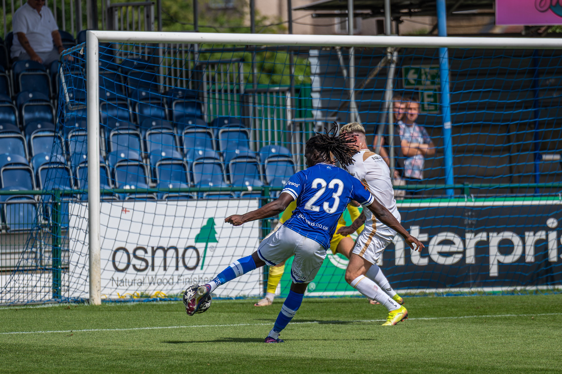 ....connects sweetly....