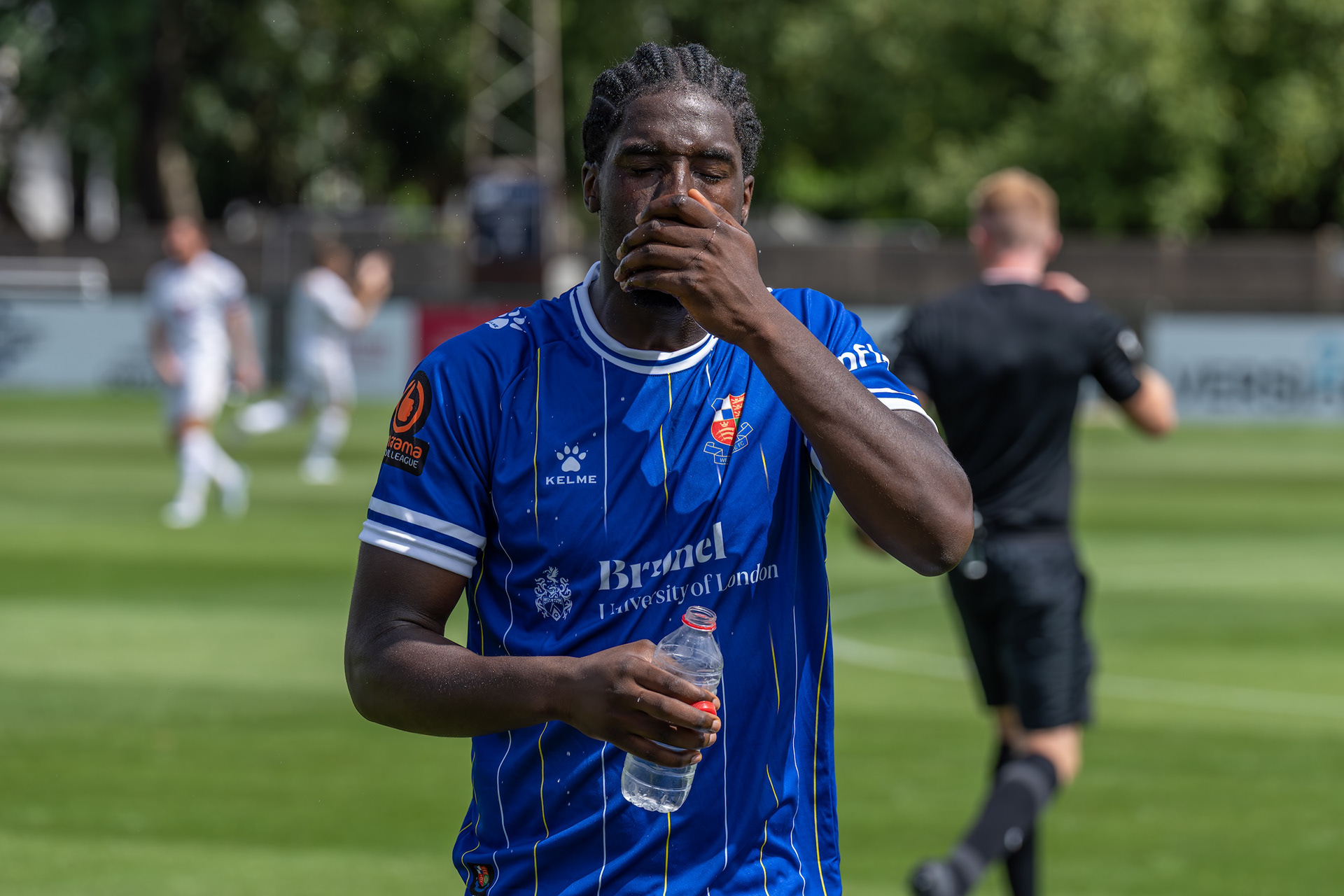 A warm day at Grosvenor Vale