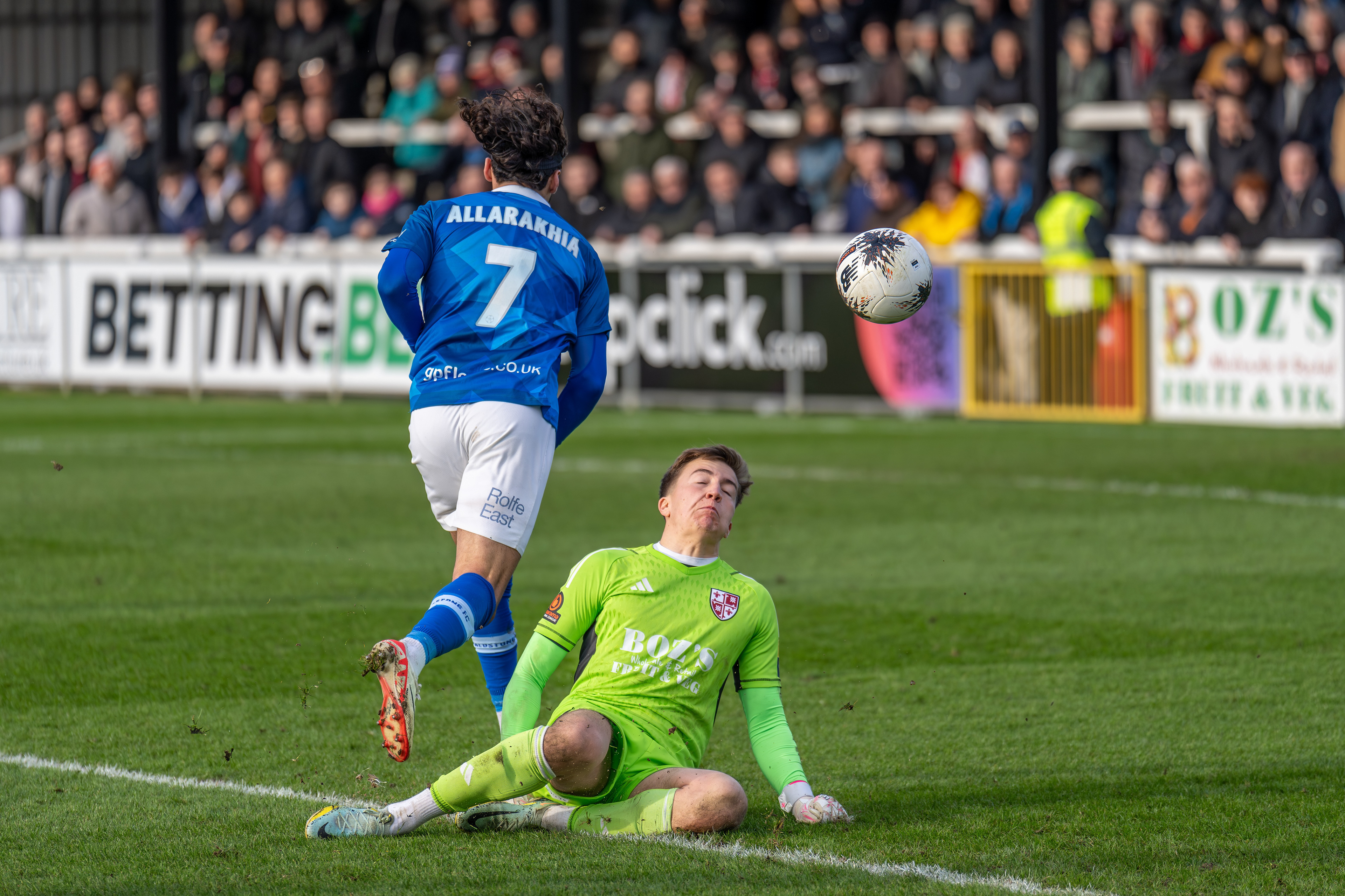 Jääskeläinen bravely saves from Allarakhia
