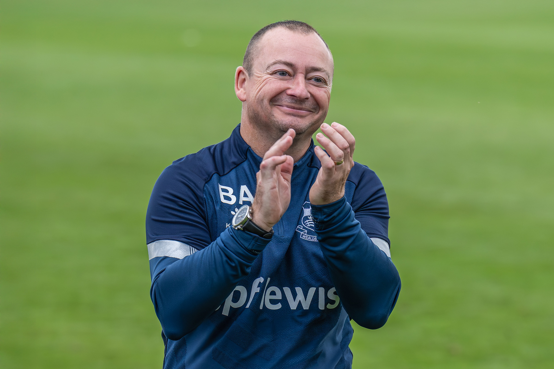 Kit man Brett Aherne applauds his many fans!